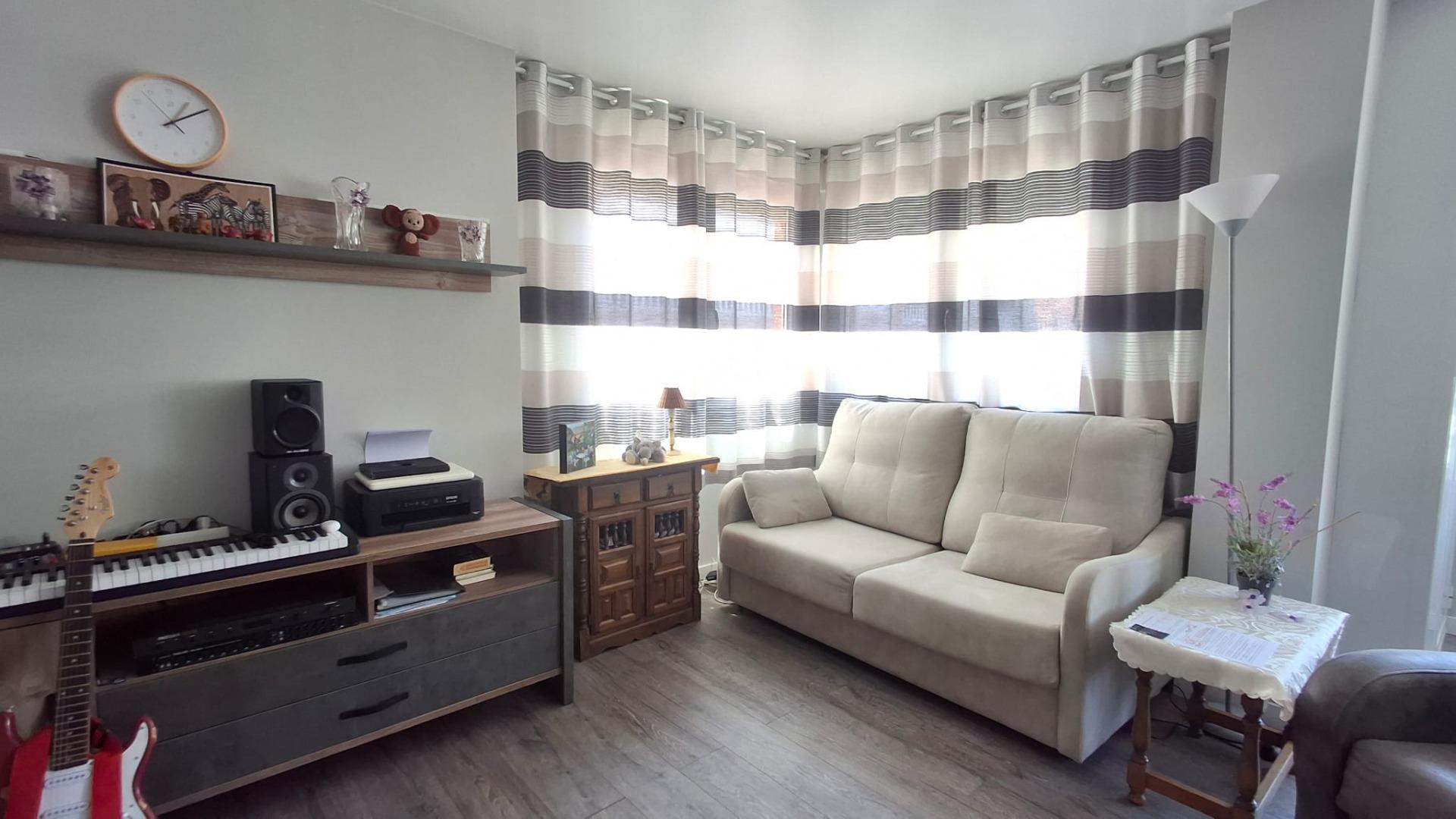 Dining area in apartment for sale in Torrevieja