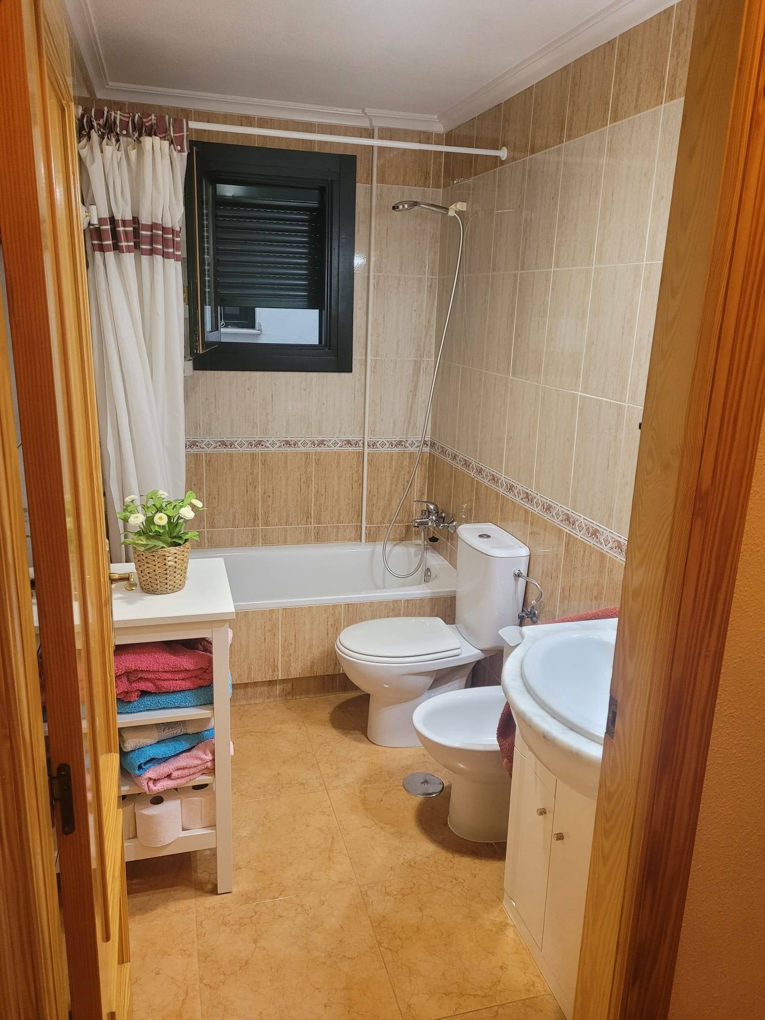 Bathroom in apartment for sale in Los Alcazares