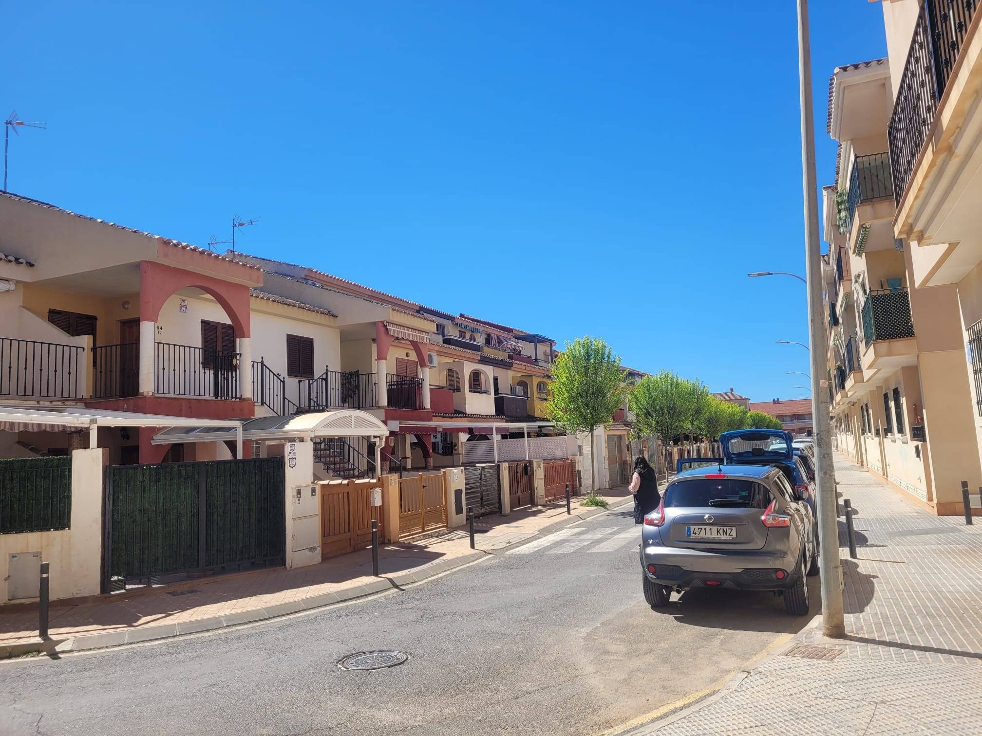 Pool area in apartment for sale in Los Alcazares