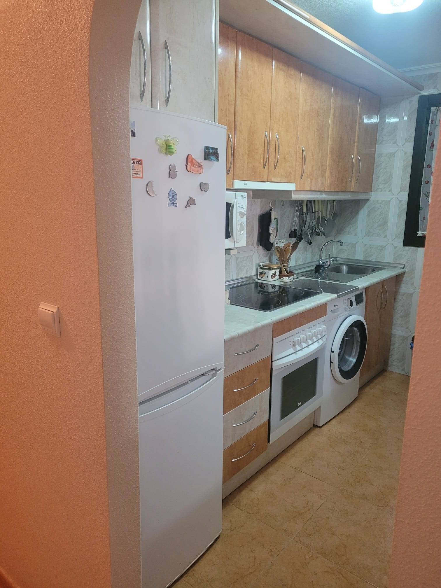 Bedroom in apartment for sale in Los Alcazares