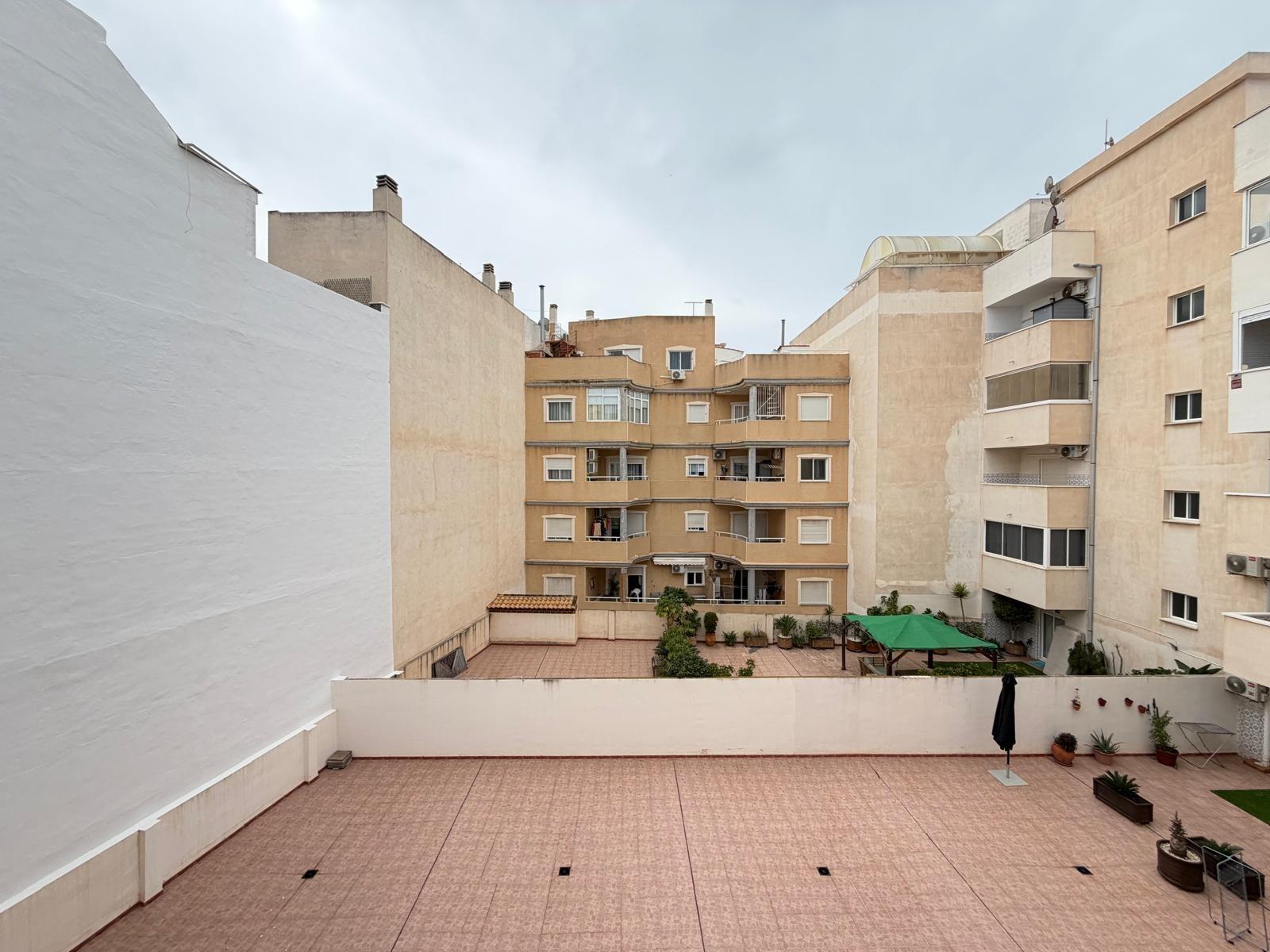 Garden in apartment for sale in Torrevieja