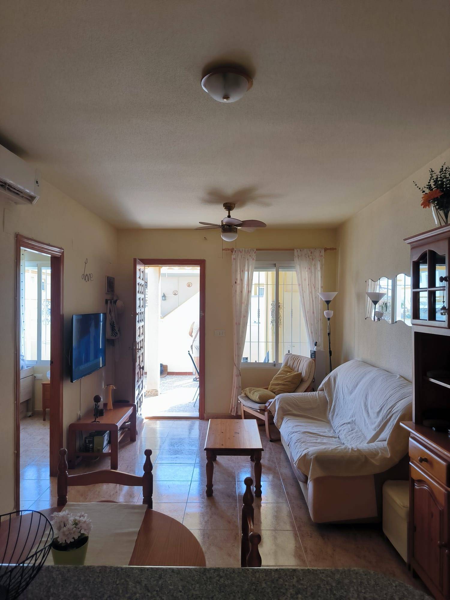 Dining area in bungalow for sale in Orihuela Costa
