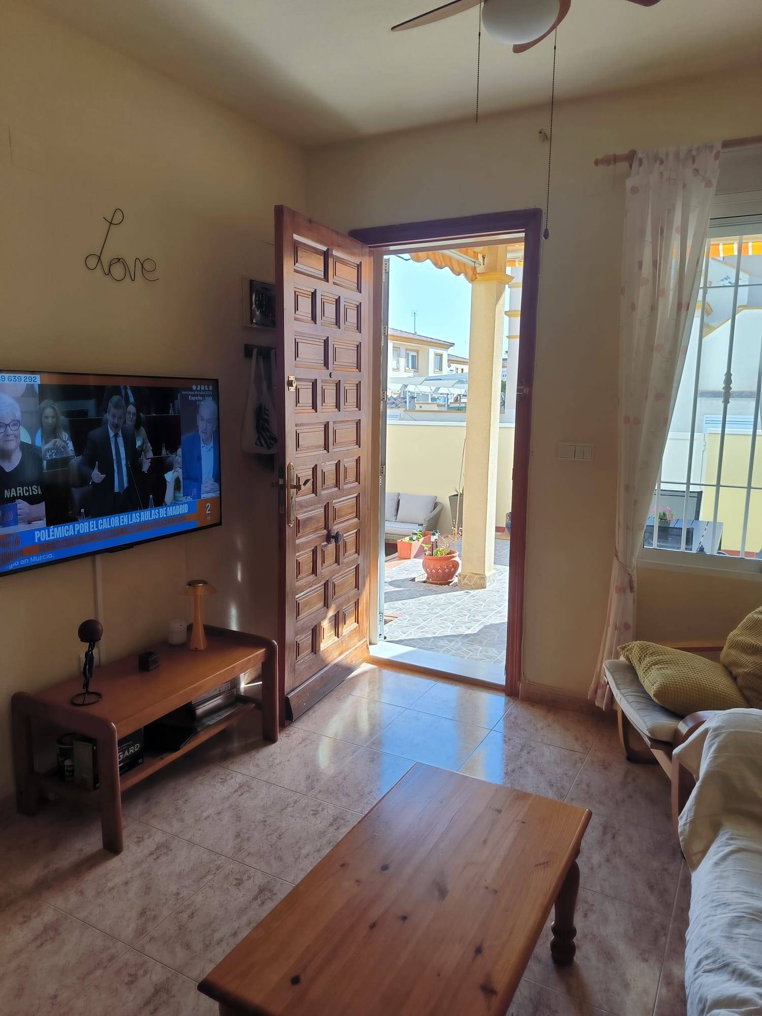 Bedroom in bungalow for sale in Orihuela Costa
