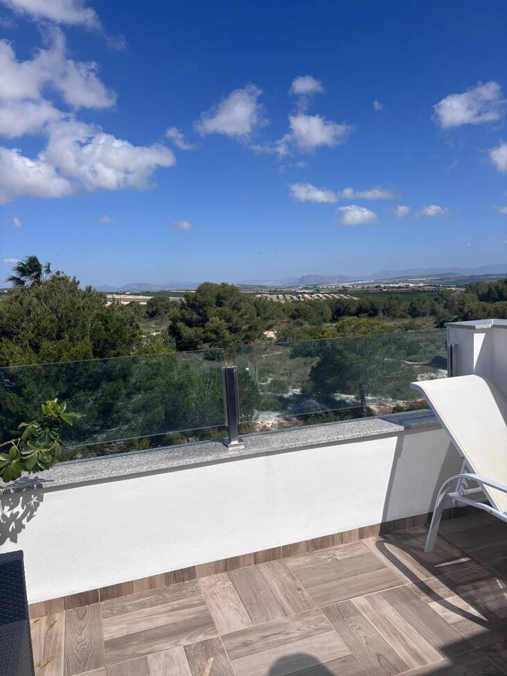 Master bedroom in terraced for sale in Villamartin