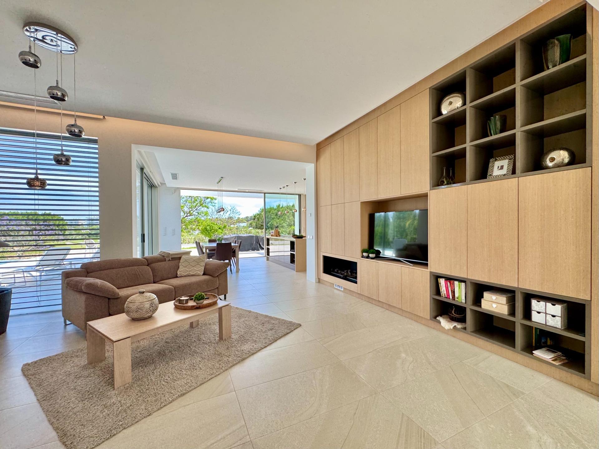 Bathroom in villa for sale in Orihuela