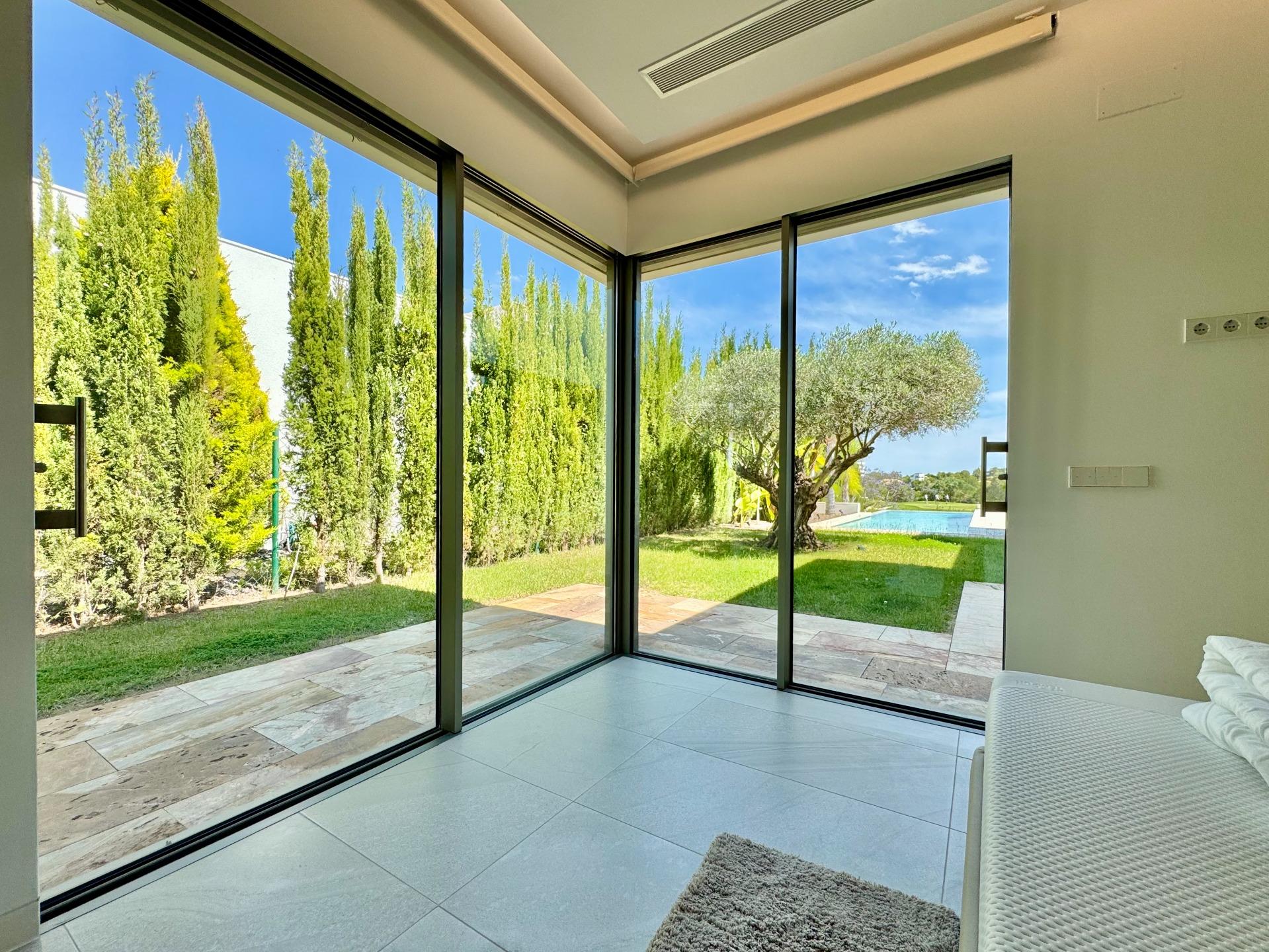Dining area in villa for sale in Orihuela