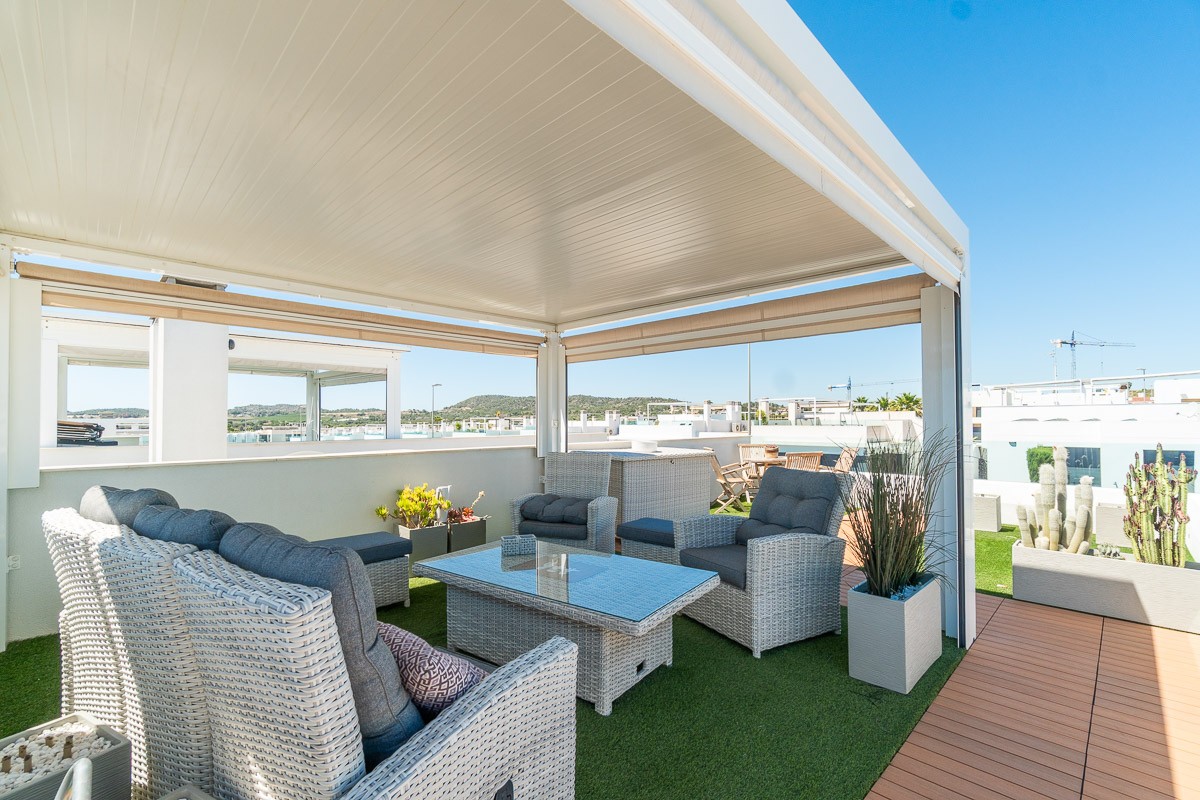 Exterior view in villa for sale in Vistabella Golf Entre Naranjos