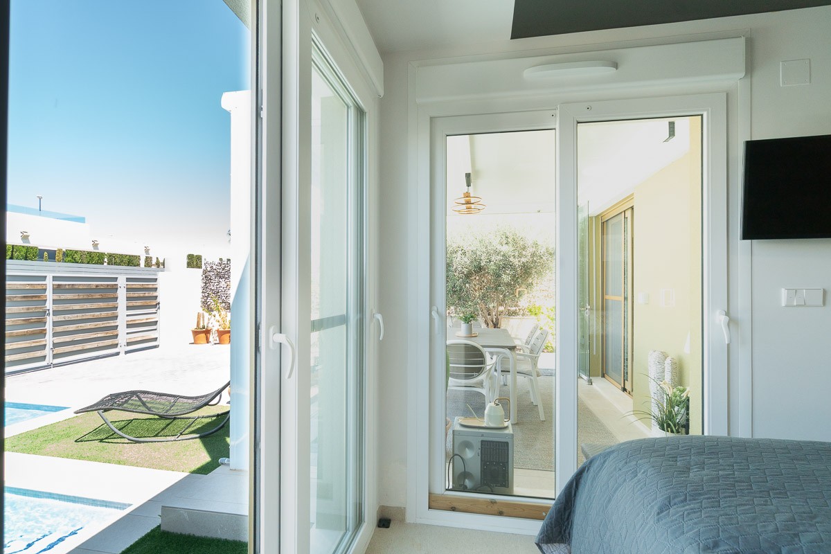 Bedroom in villa for sale in Vistabella Golf Entre Naranjos