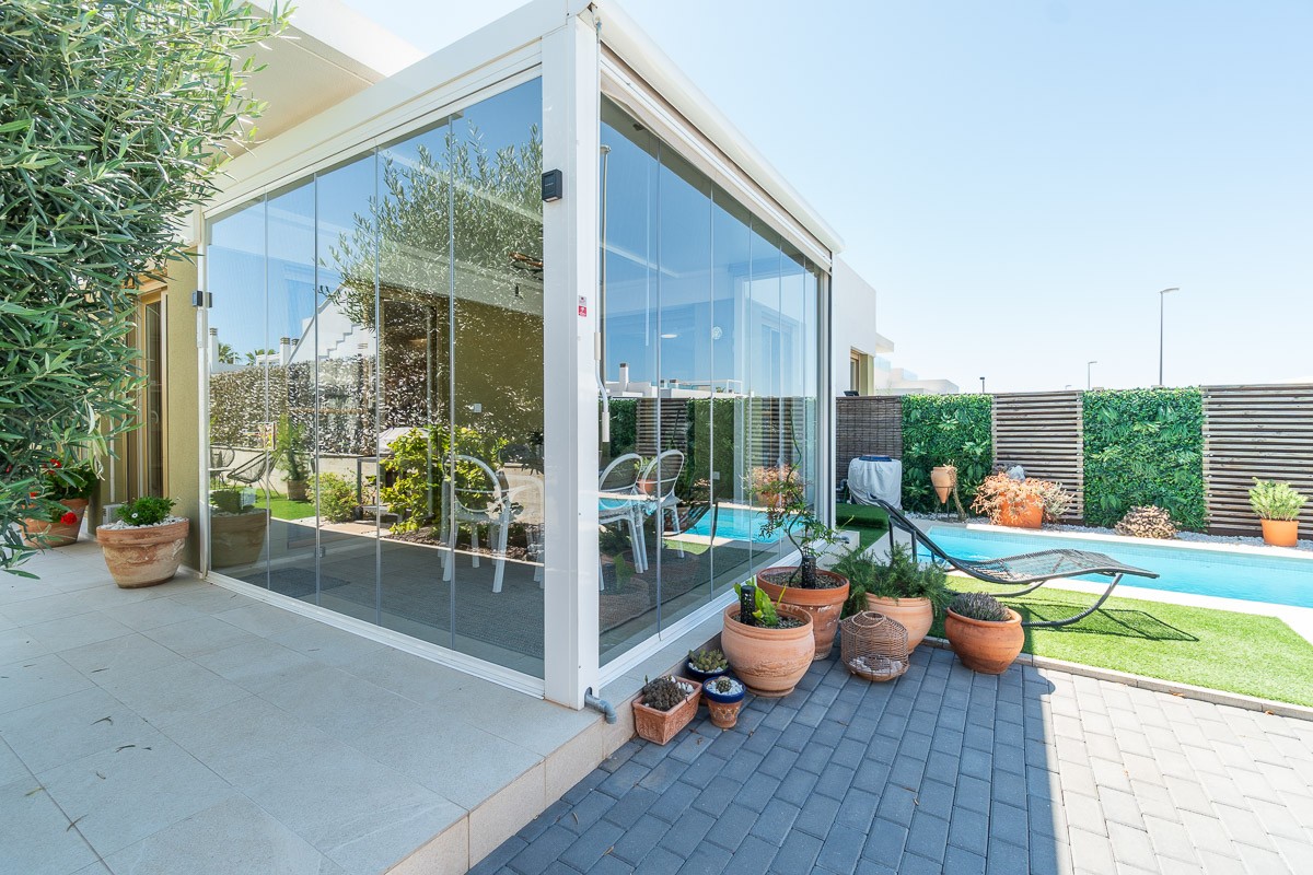 Pool area in villa for sale in Vistabella Golf Entre Naranjos