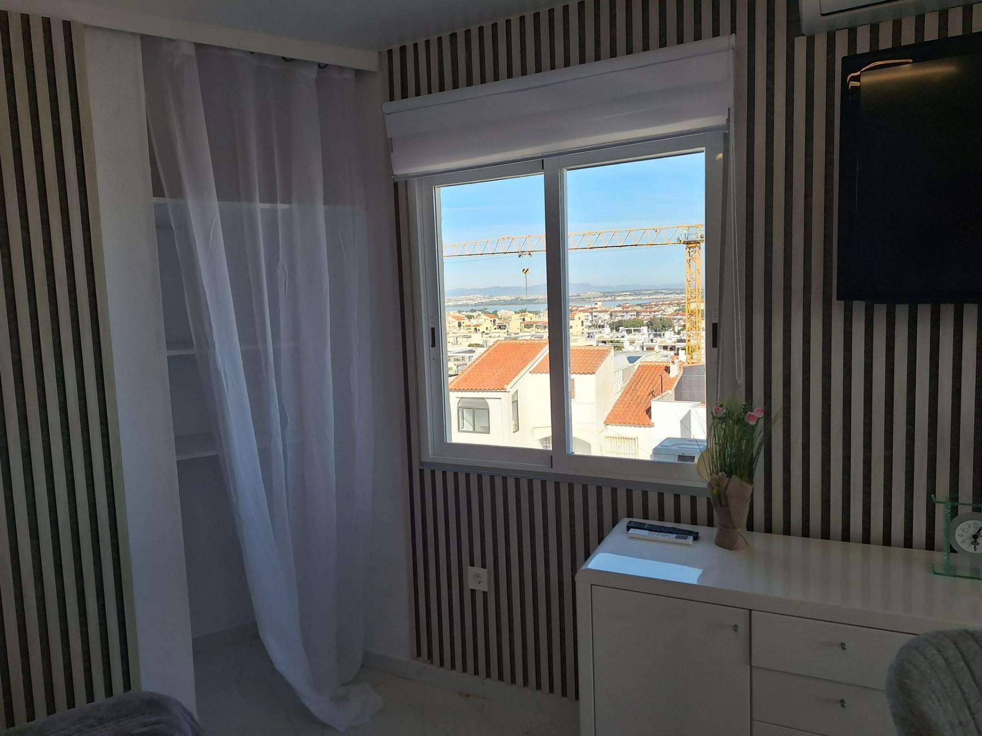 Master bedroom in apartment for sale in Torrevieja