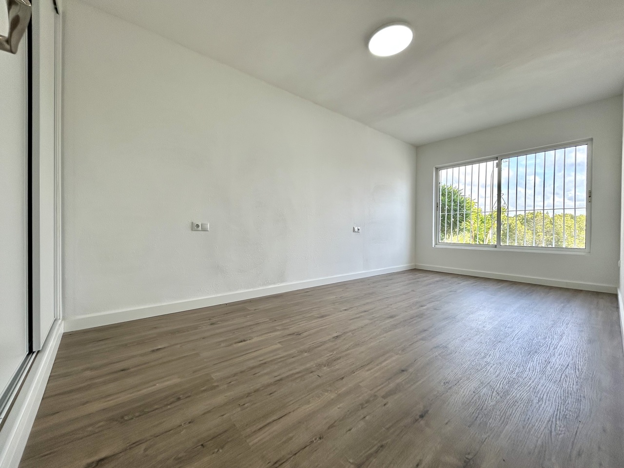 Terrace in apartment for sale in Villamartin