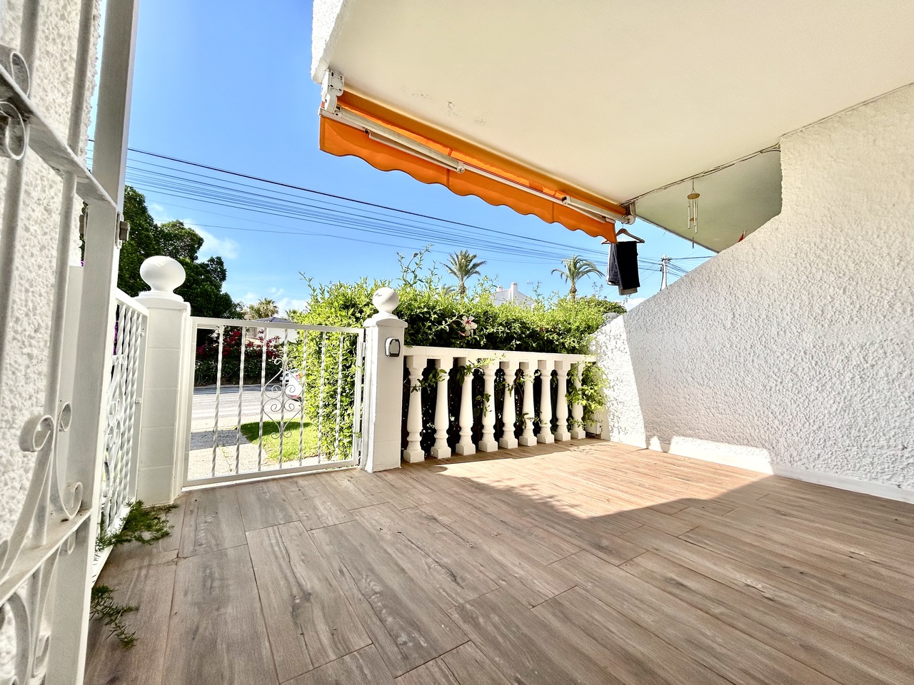 Terrace in apartment for sale in Villamartin