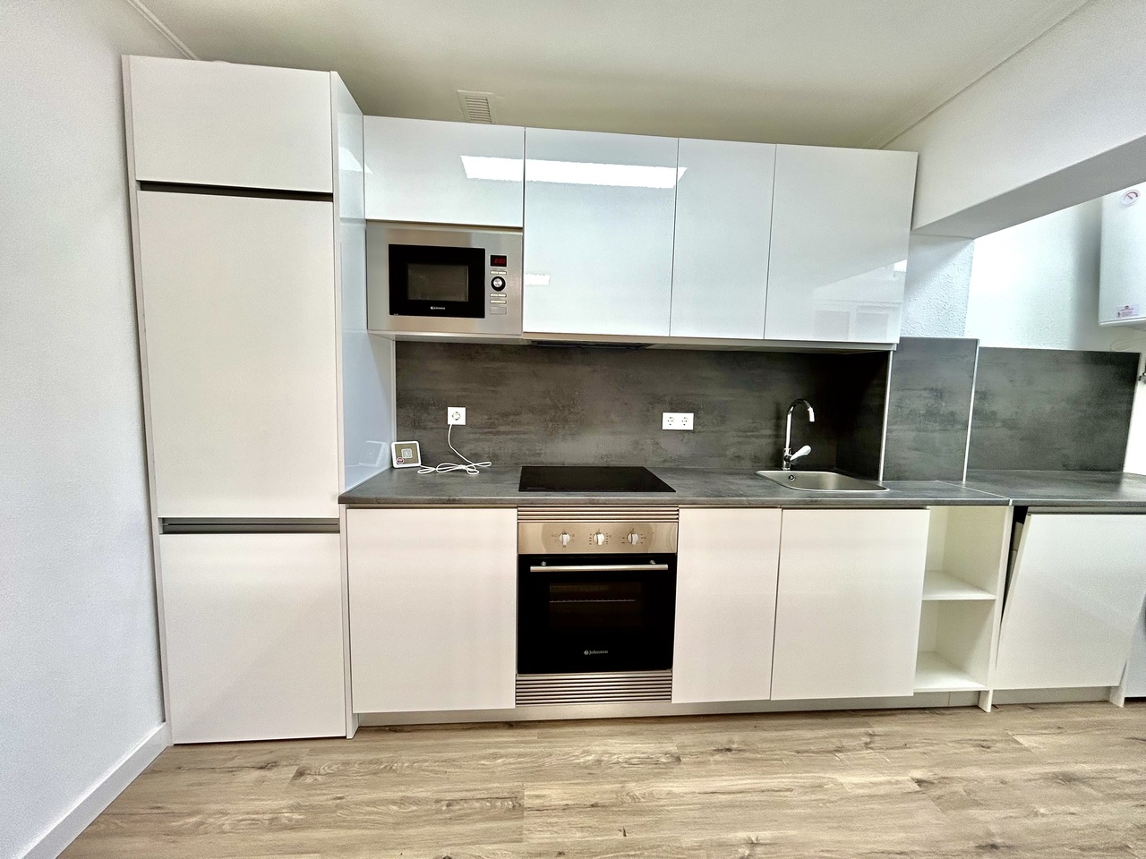 Bedroom in apartment for sale in Villamartin
