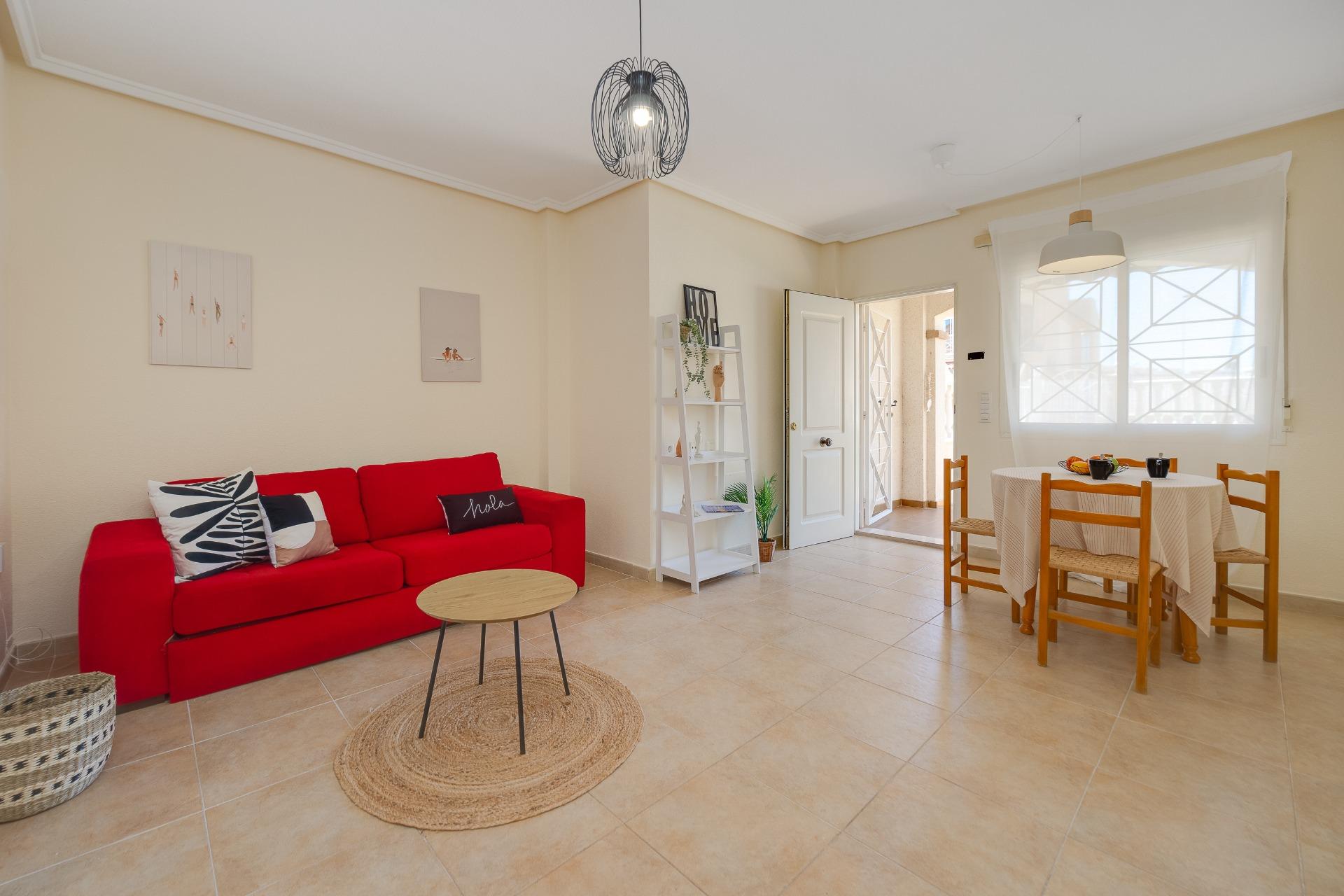 Terrace in bungalow for sale in Torrevieja