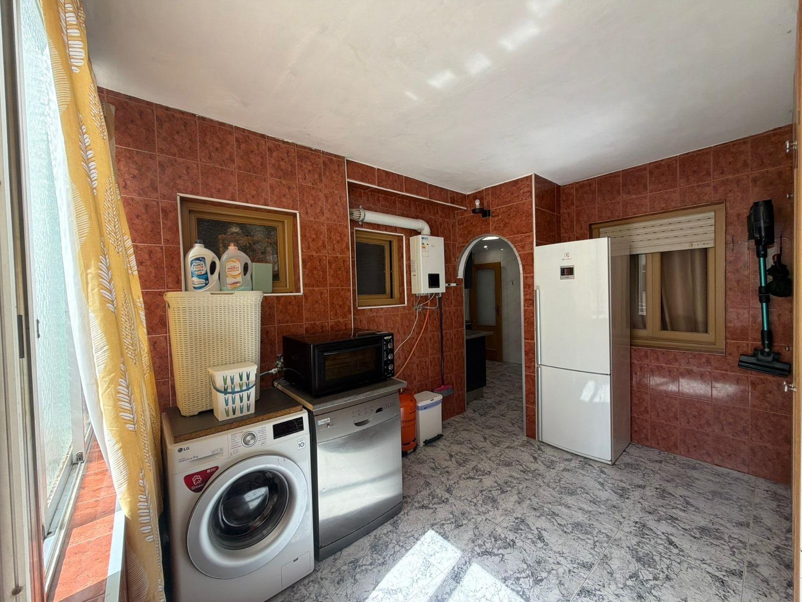 Master bedroom in apartment for sale in Almoradi