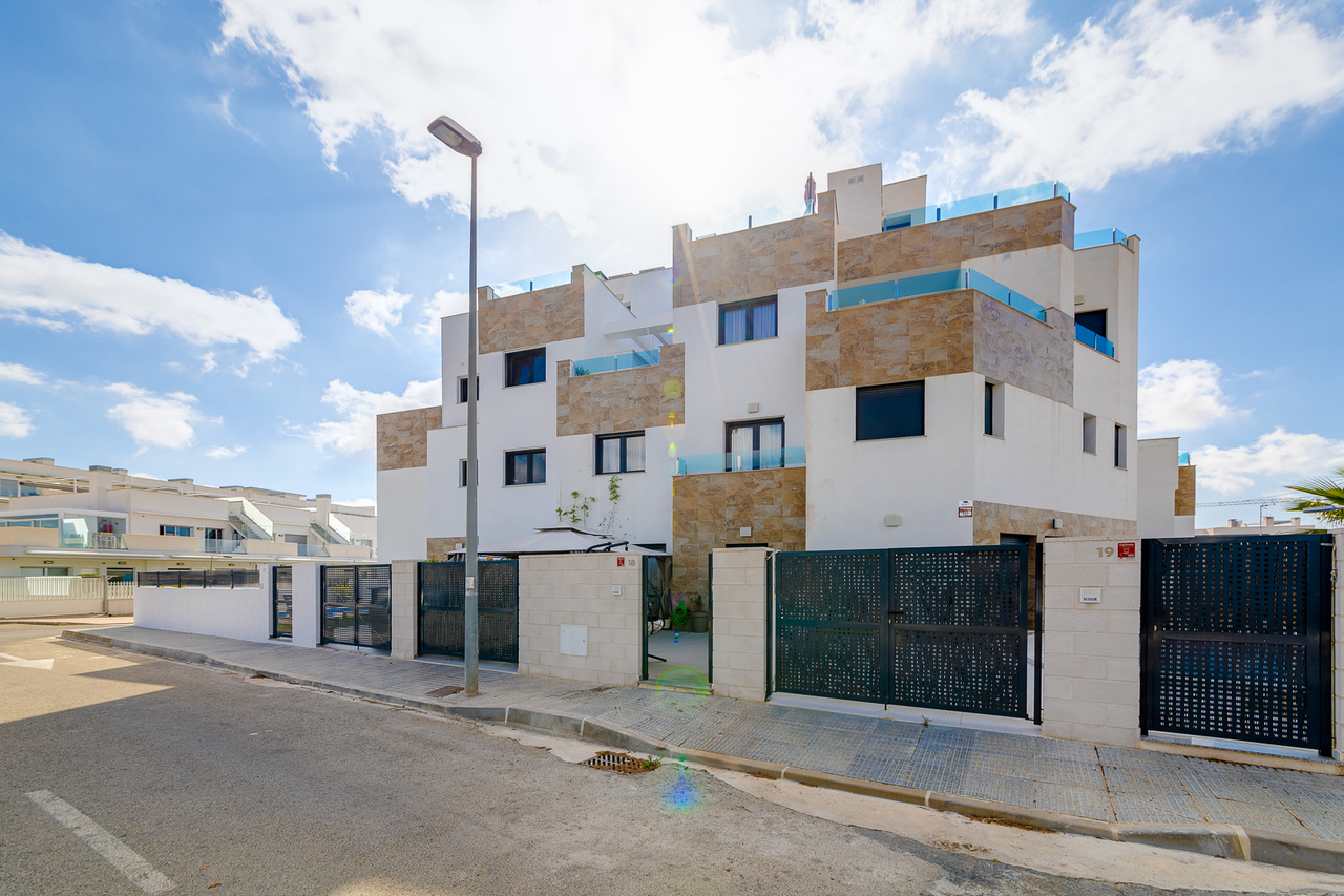 Kitchen in terraced for sale in Villamartin