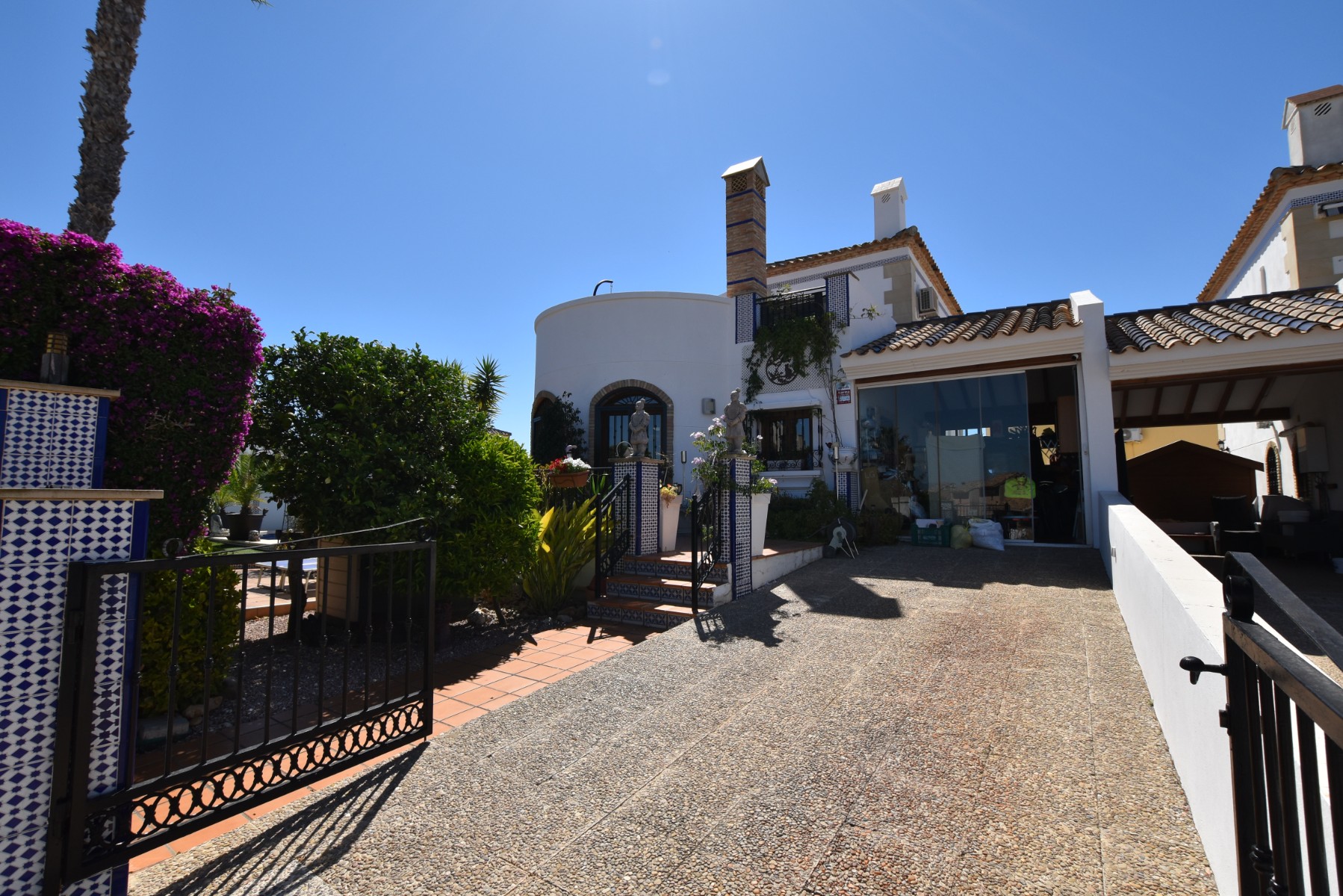 Exterior view in villa for sale in Algorfa