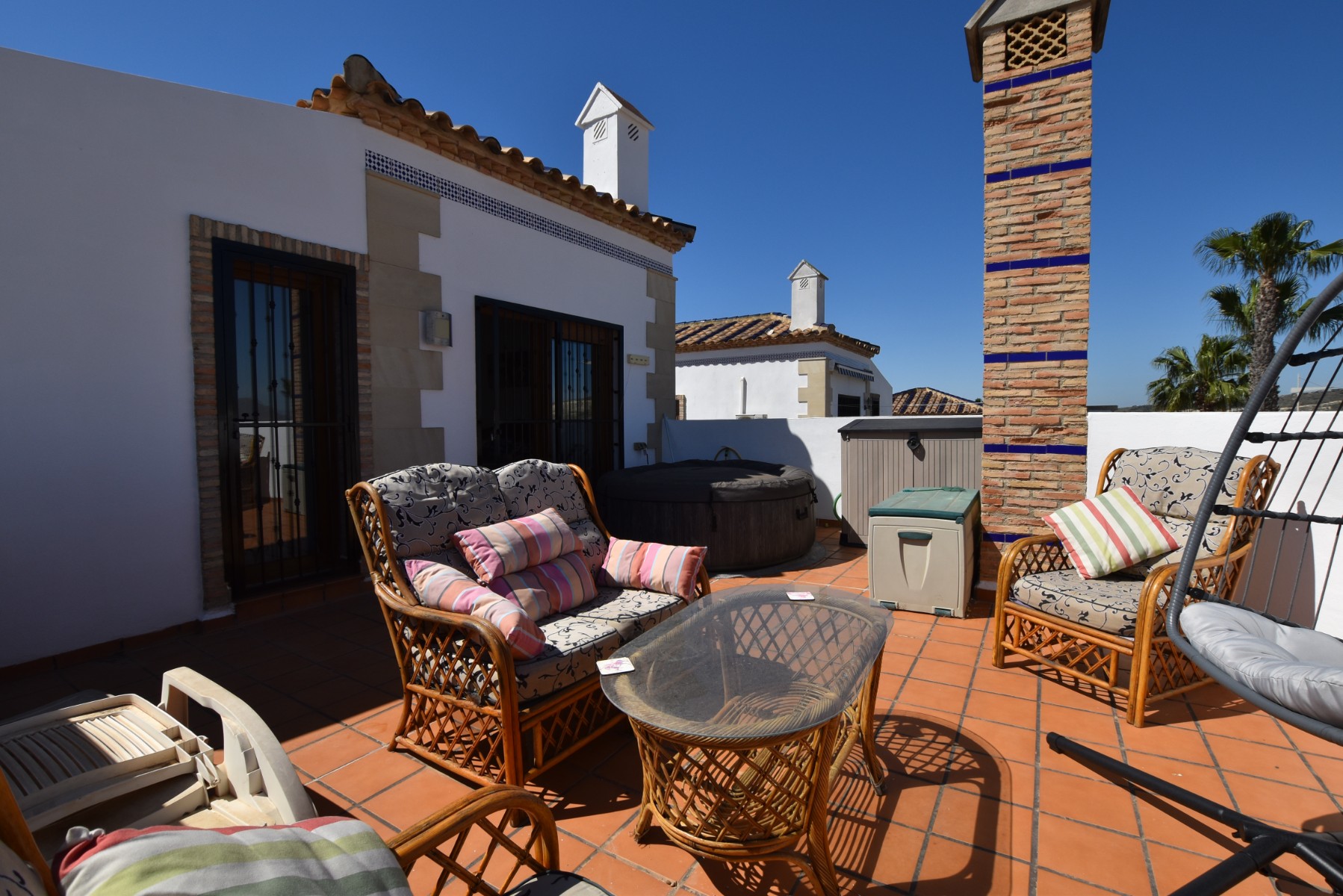 Master bedroom in villa for sale in Algorfa