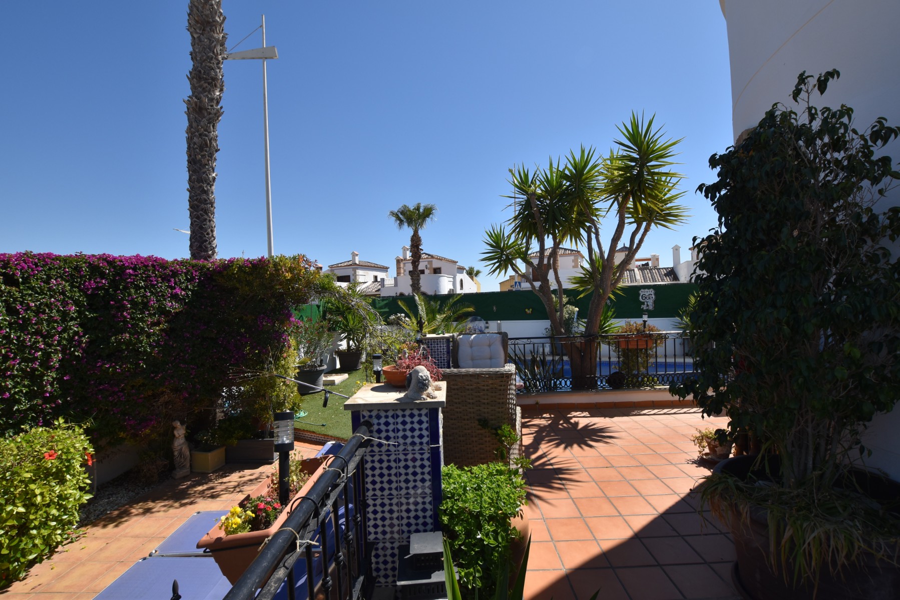 Bedroom in villa for sale in Algorfa