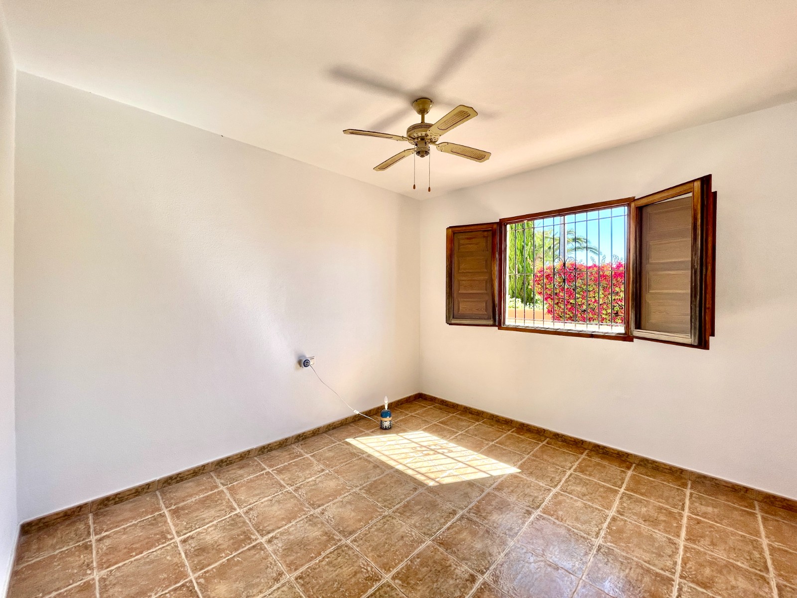 Terrace in villa for sale in Catral