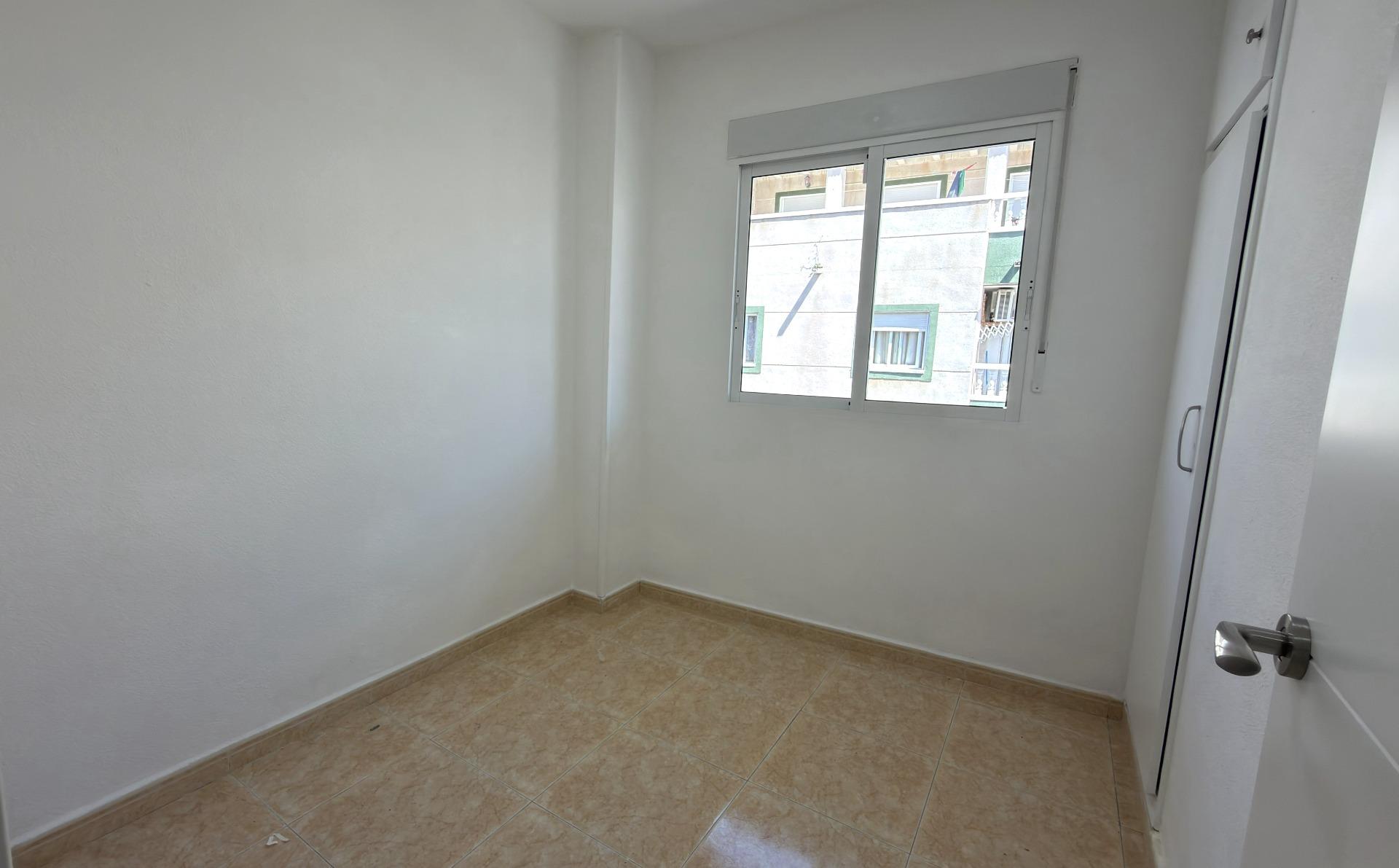 Terrace in apartment for sale in Torrevieja