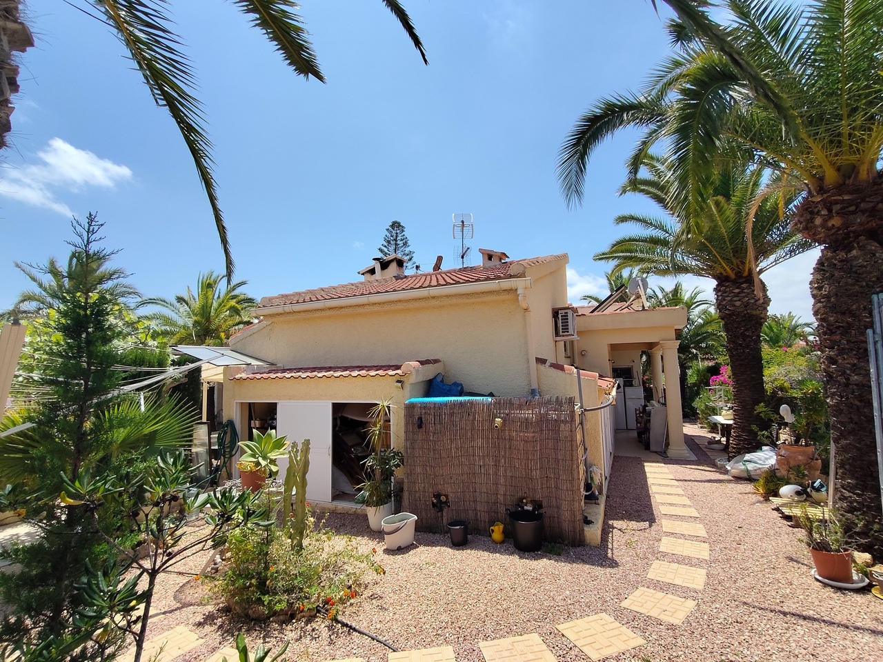 Master bedroom in villa for sale in Ciudad Quesada