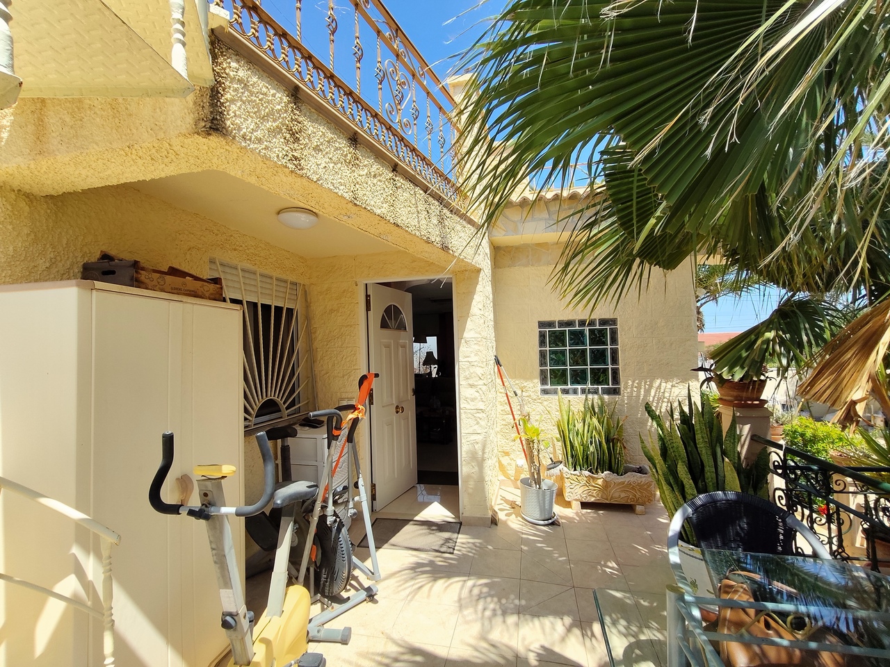 Garden in villa for sale in Ciudad Quesada