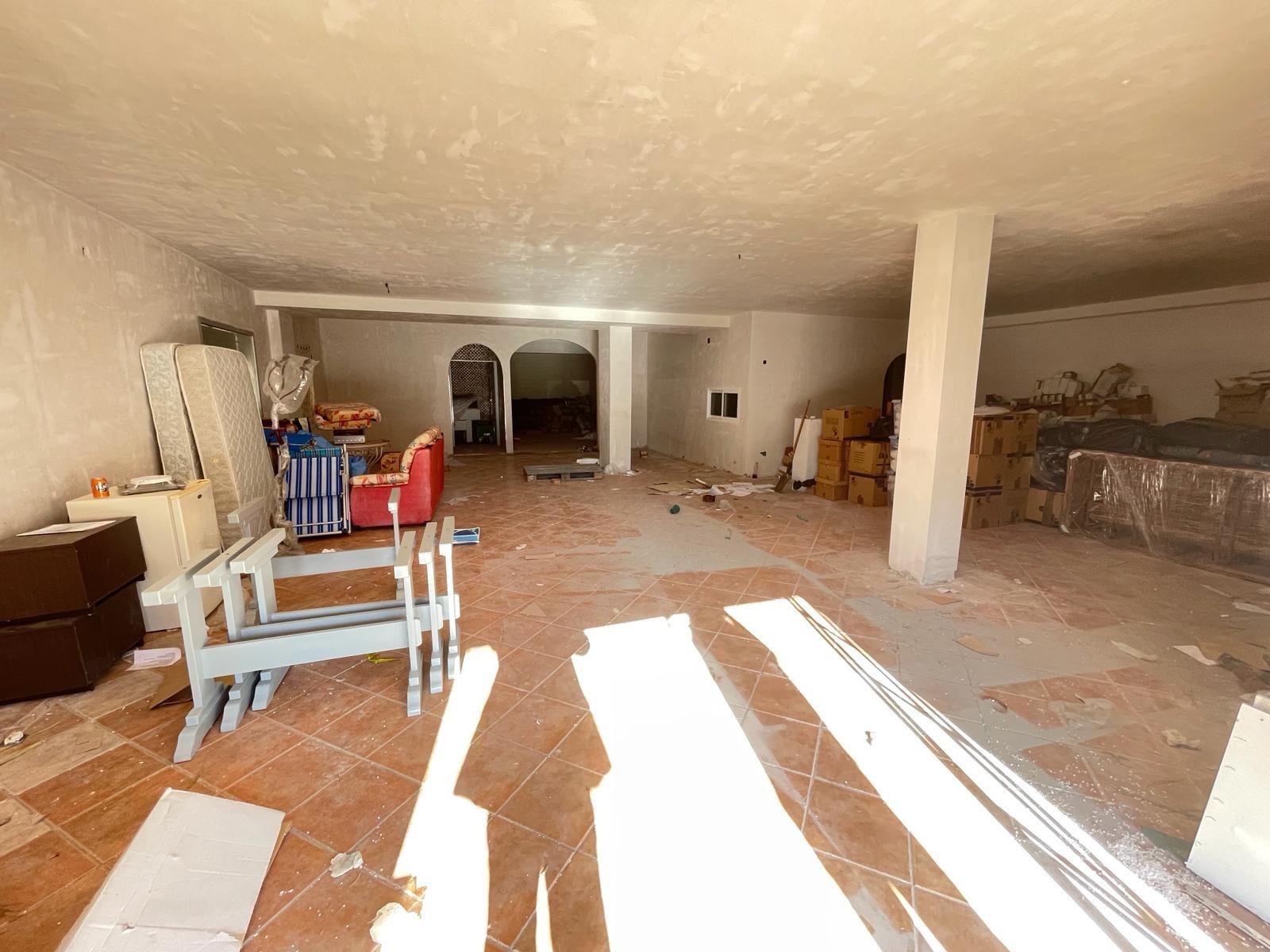 Bedroom in villa for sale in Torrevieja