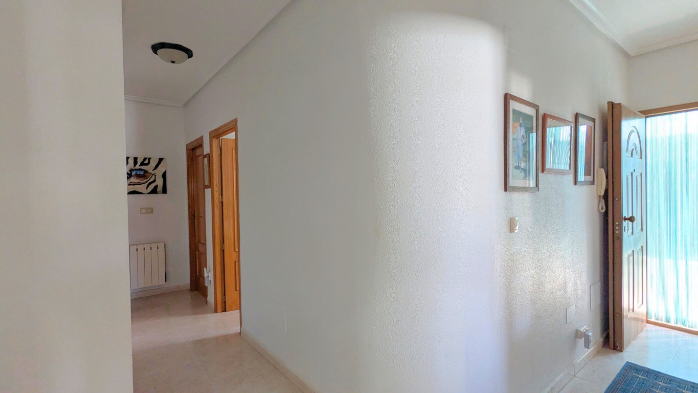 Pool area in villa for sale in Bigastro