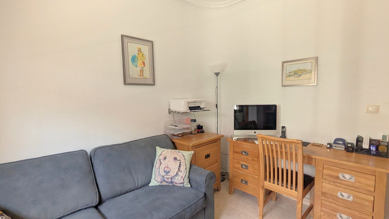 Dining area in villa for sale in Bigastro
