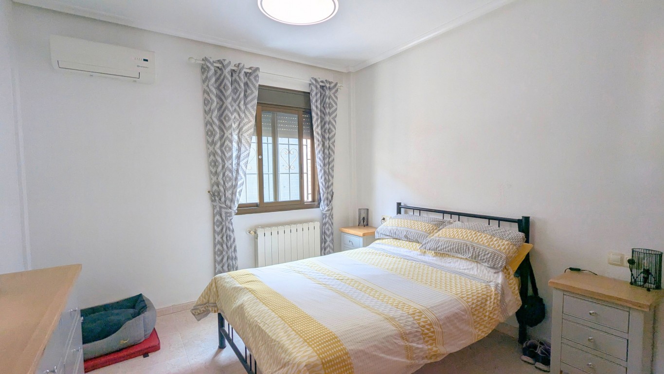 Kitchen in villa for sale in Bigastro