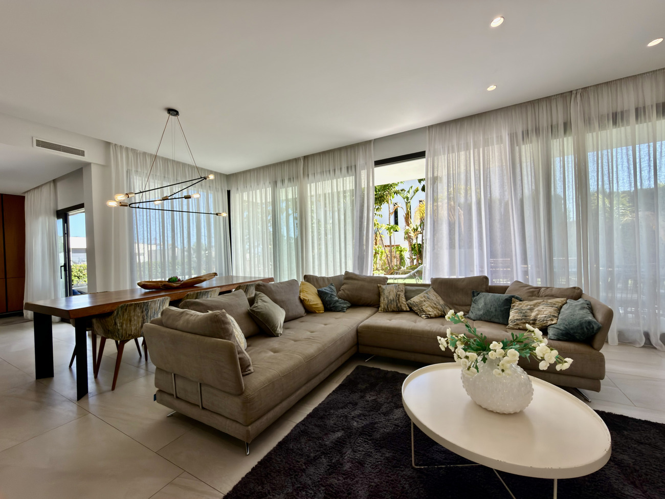 Terrace in villa for sale in Finestrat