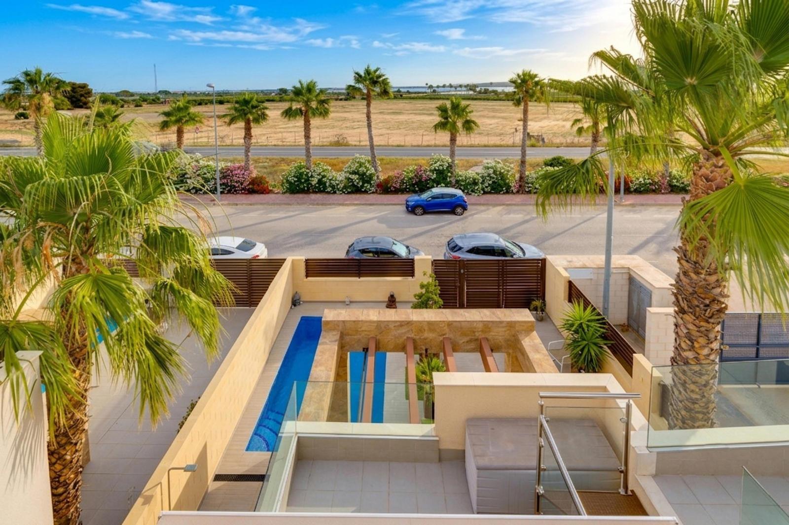 Terrace in villa for sale in Ciudad Quesada