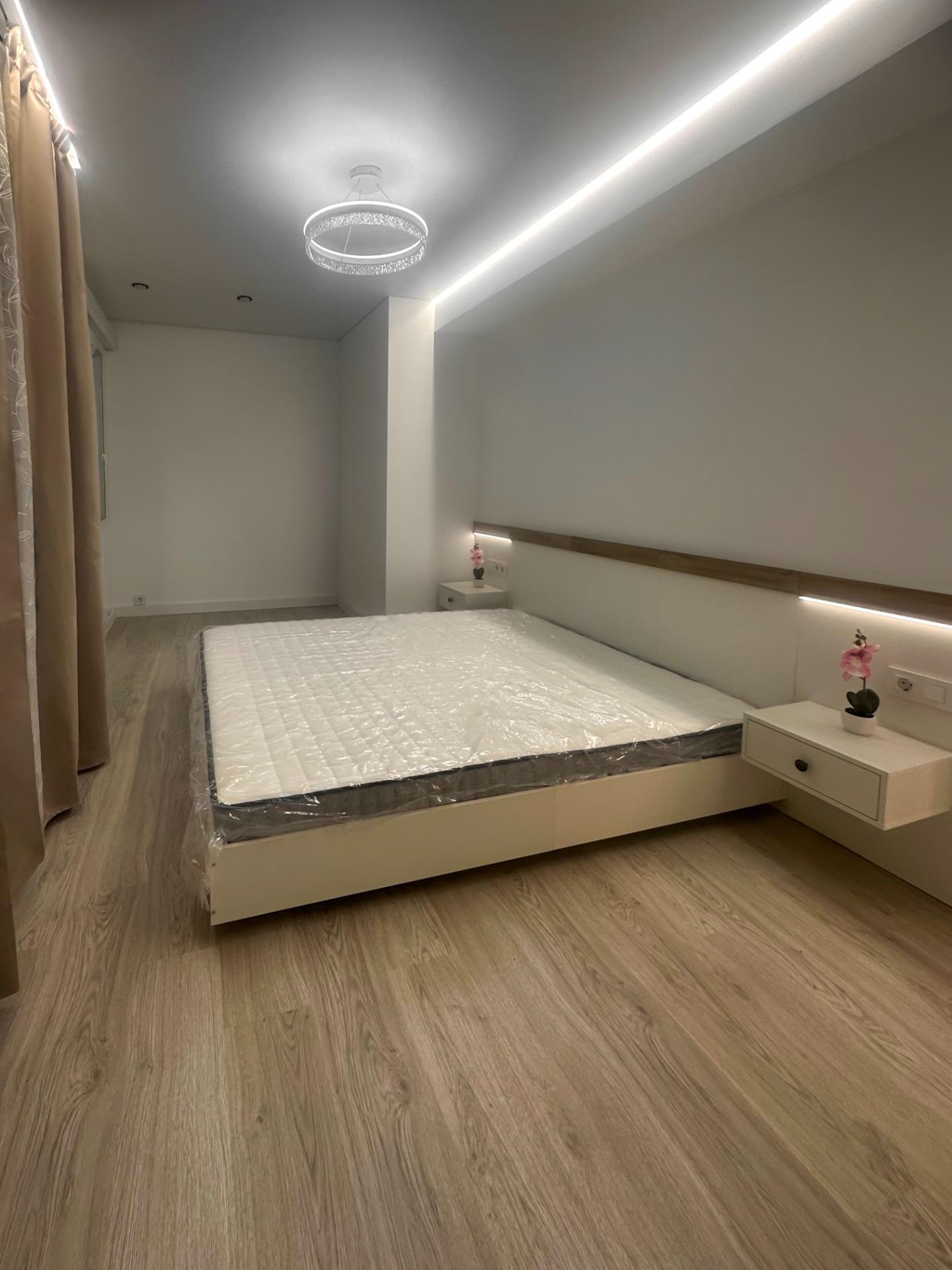 Bedroom in apartment for sale in Torrevieja