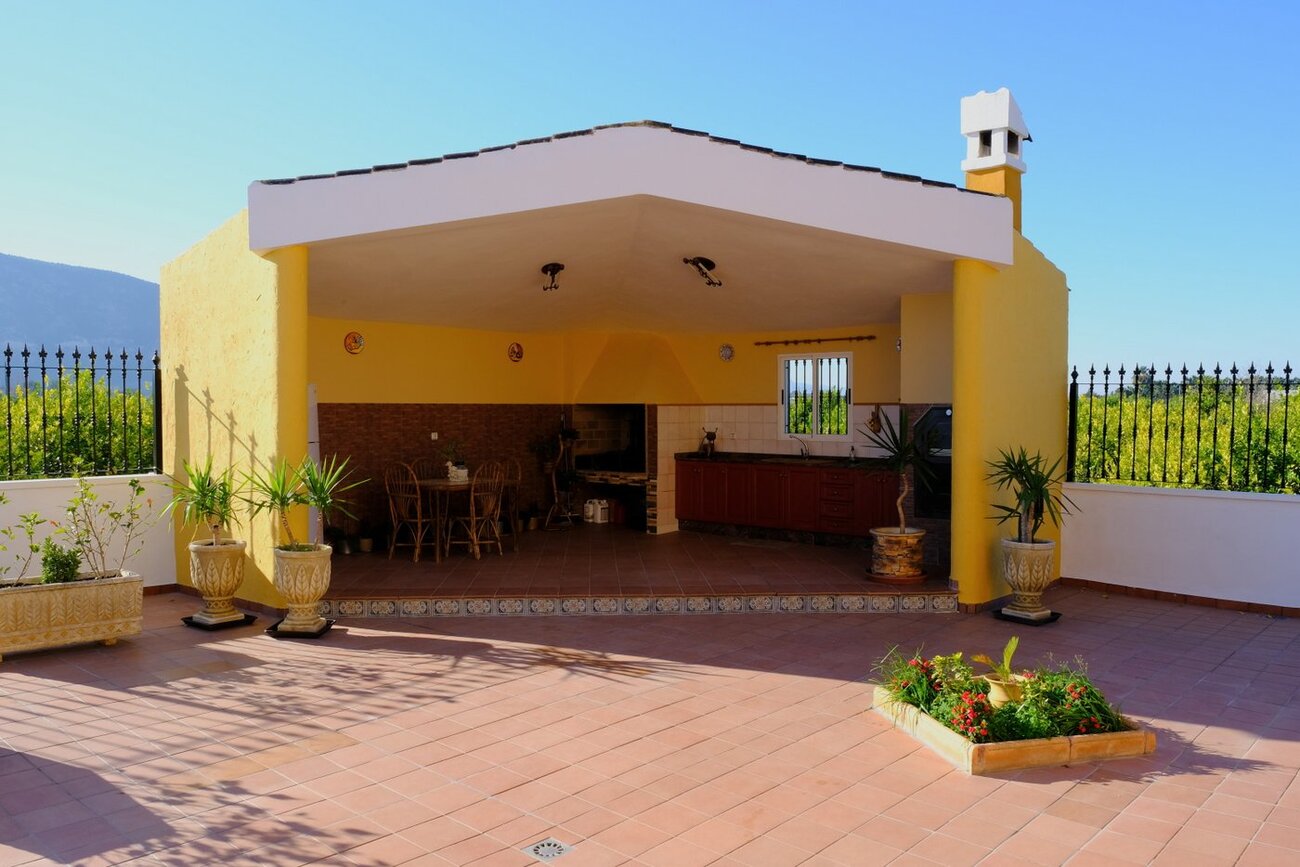 Terrace in finca for sale in Orihuela