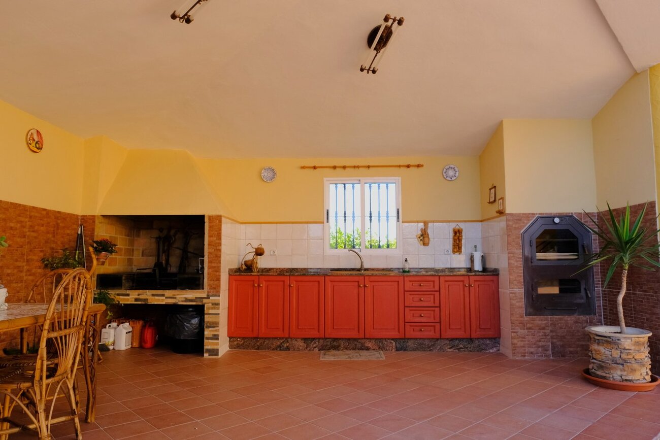 Pool area in finca for sale in Orihuela