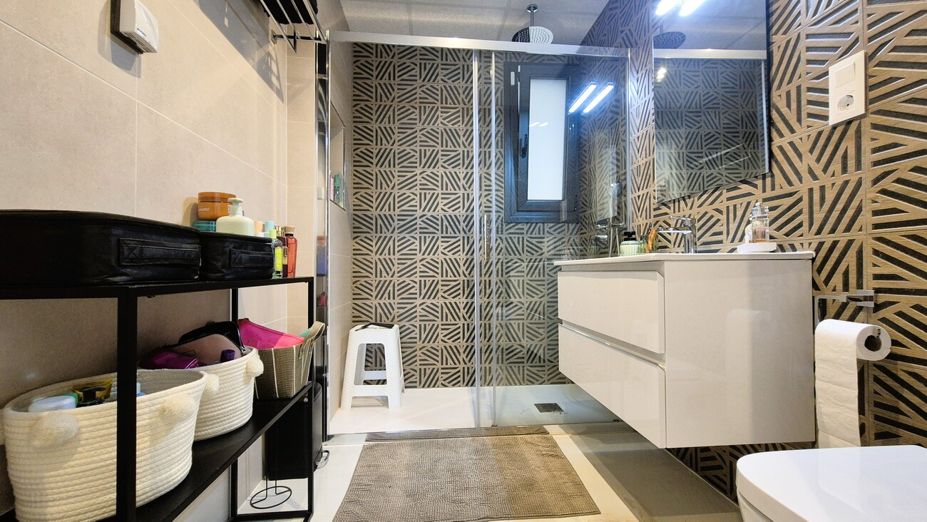 Dining area in apartment for sale in Playa Flamenca