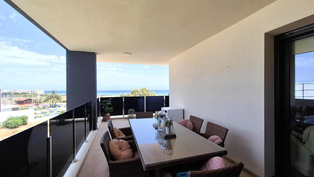 Living room in apartment for sale in Playa Flamenca