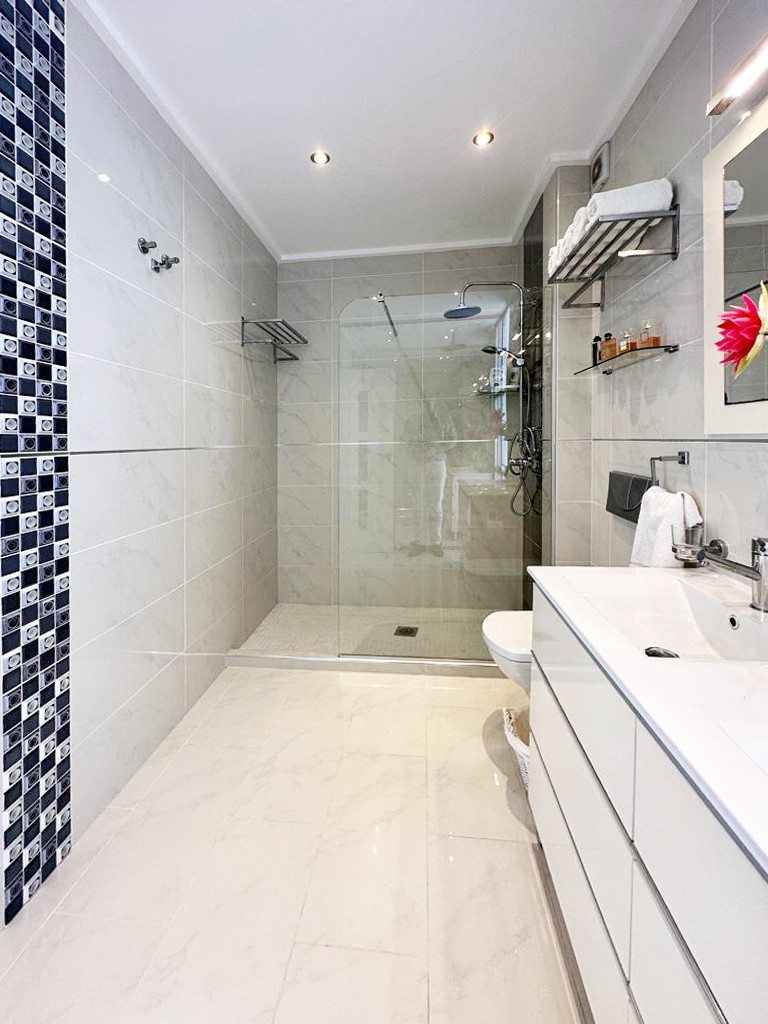 Kitchen in villa for sale in San Miguel de Salinas