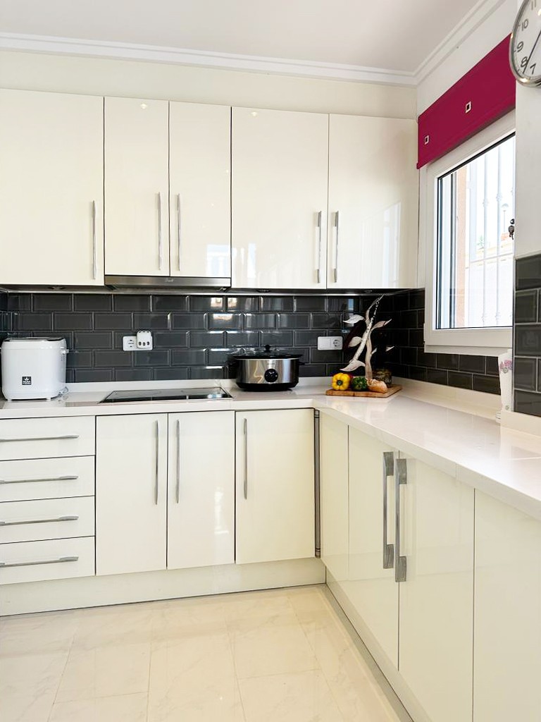 Bathroom in villa for sale in San Miguel de Salinas