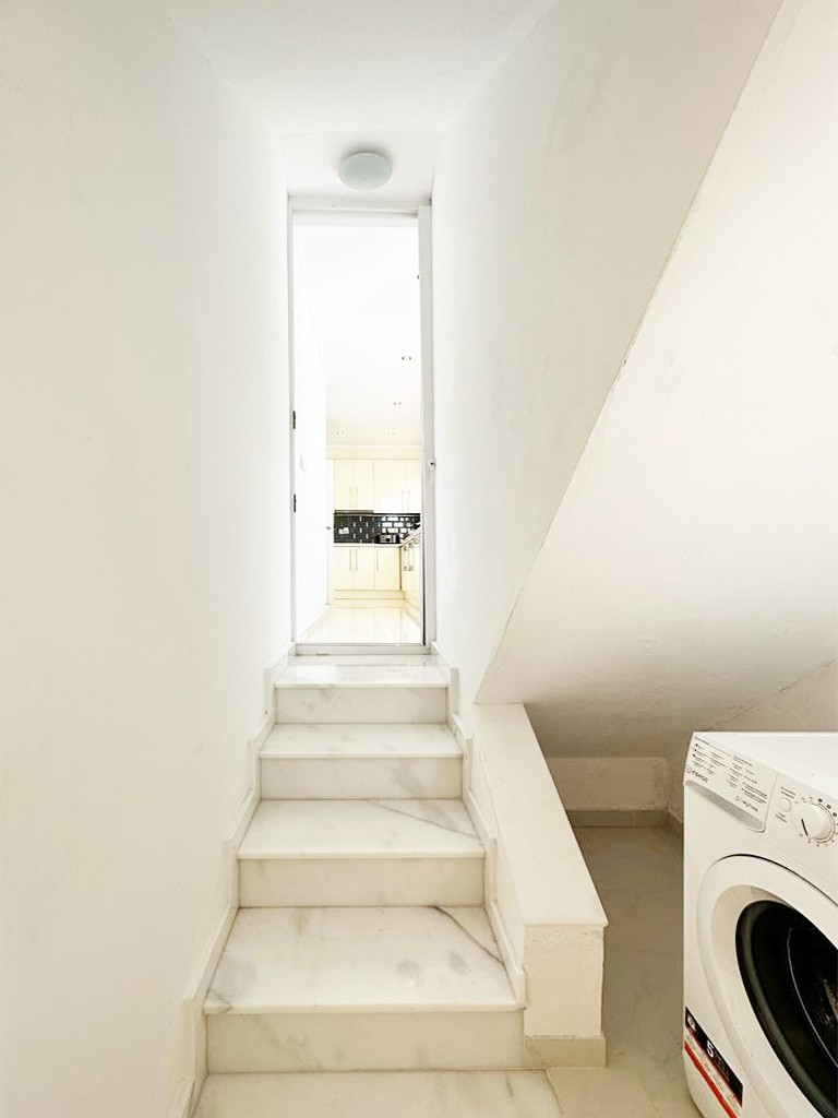 Garden in villa for sale in San Miguel de Salinas