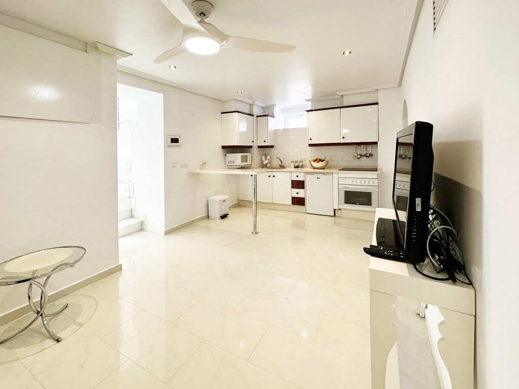 Terrace in villa for sale in San Miguel de Salinas