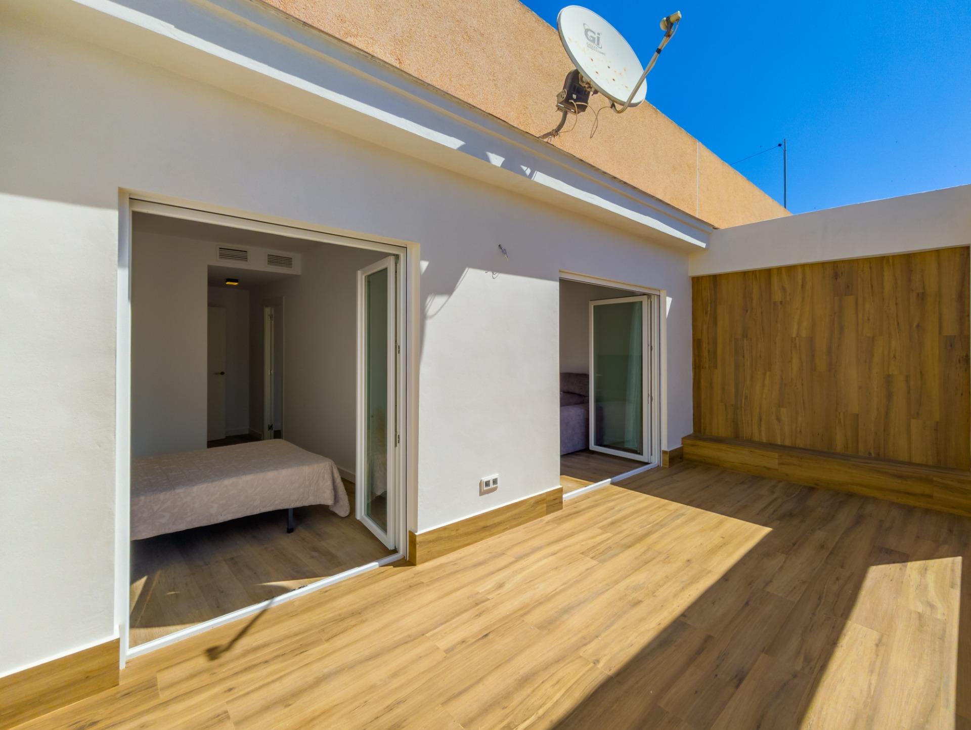 Bathroom in apartment for sale in Torrevieja
