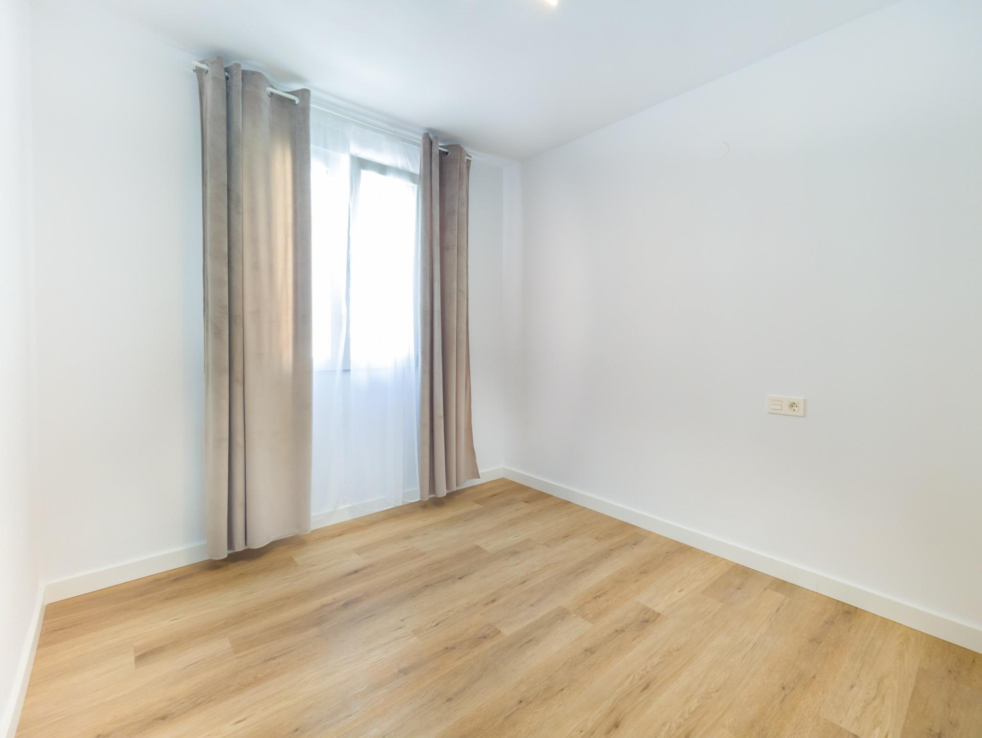 Bathroom in apartment for sale in Torrevieja