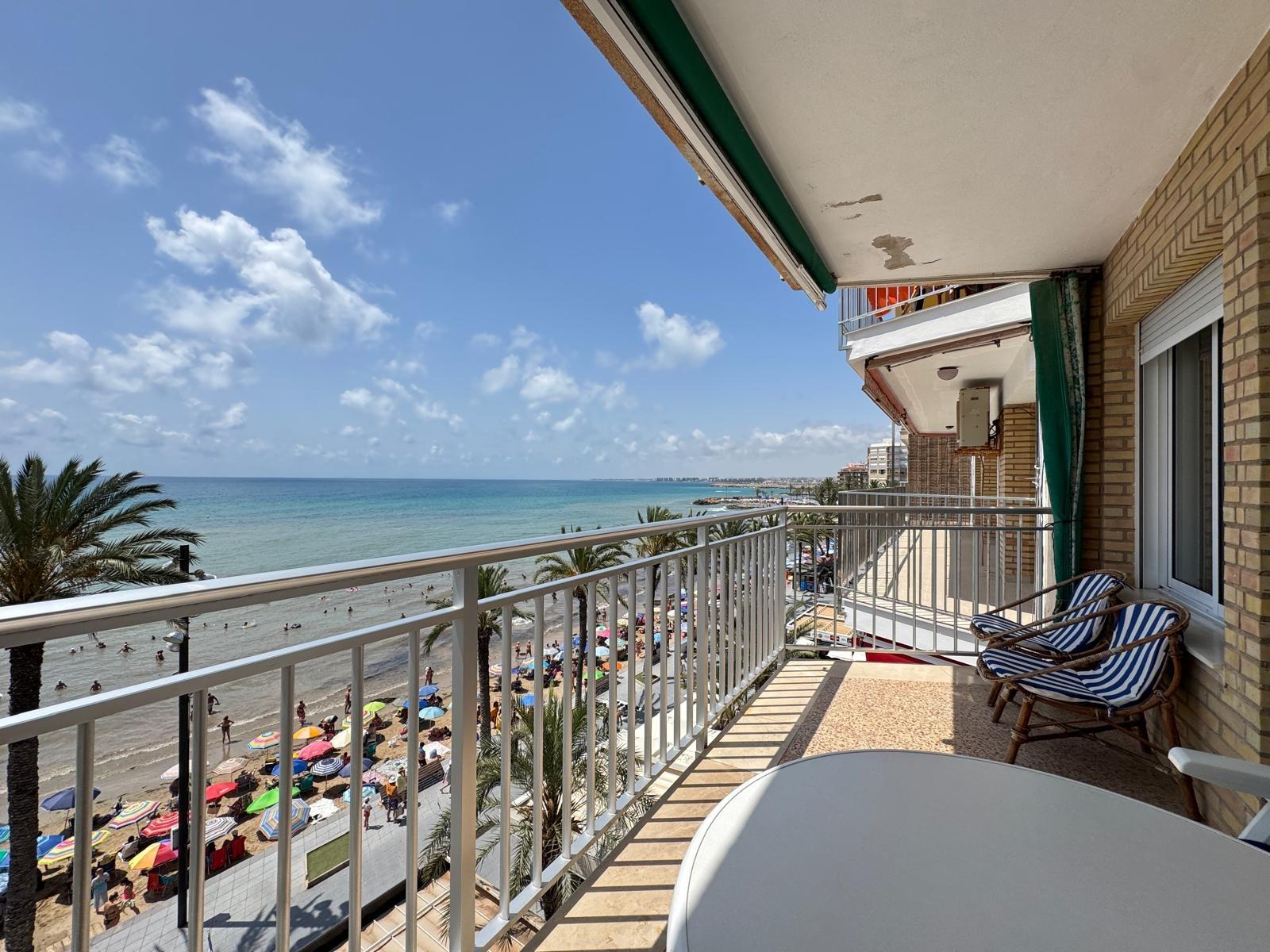 Kitchen in apartment for sale in Torrevieja