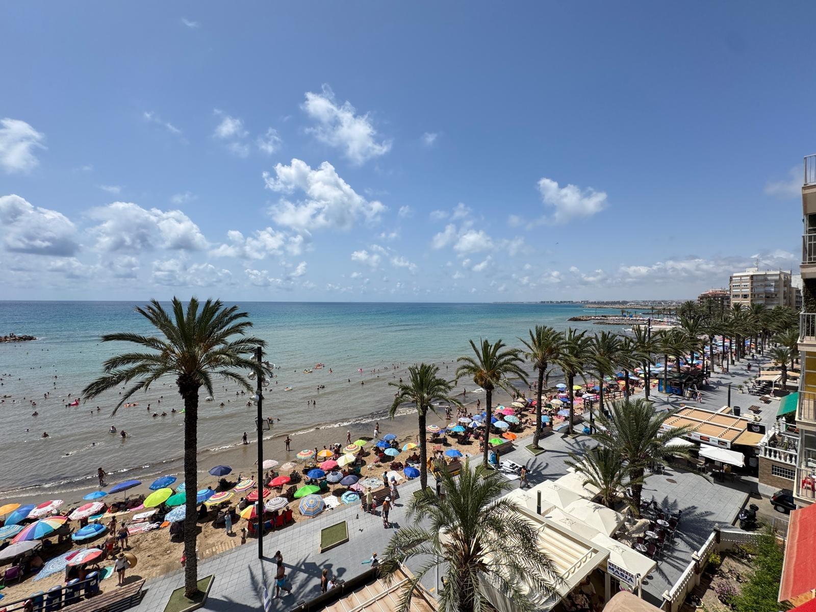 Pool area in apartment for sale in Torrevieja