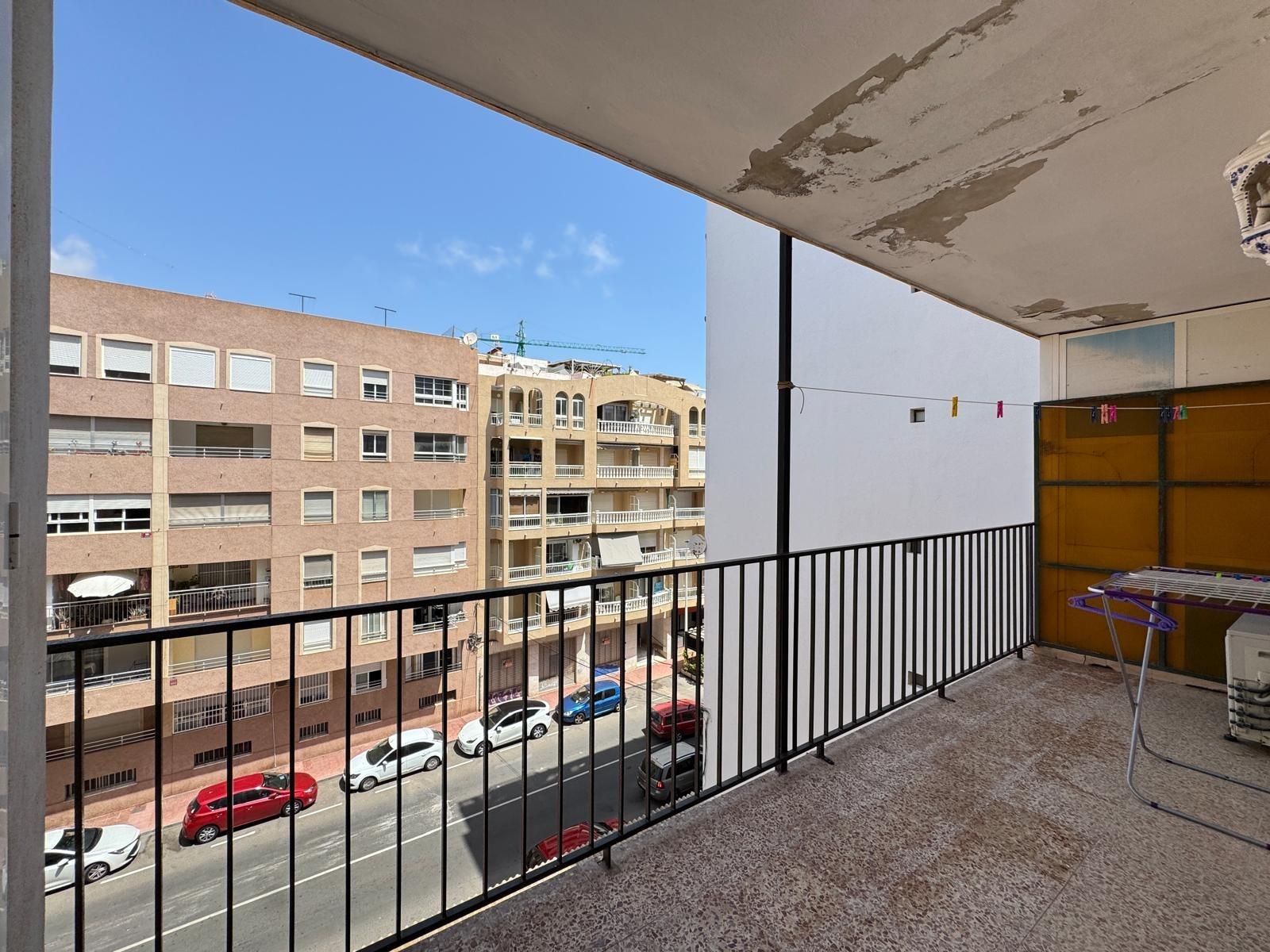 Dining area in apartment for sale in Torrevieja