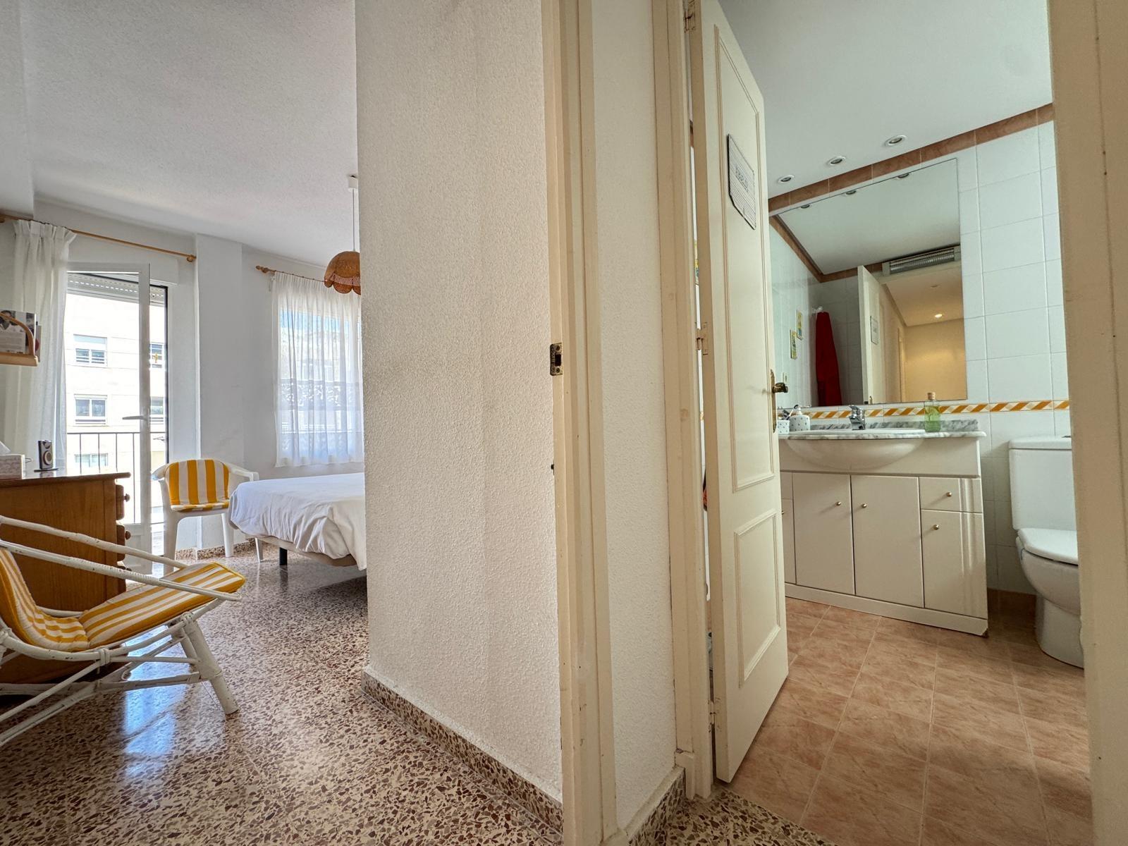 Kitchen in apartment for sale in Torrevieja