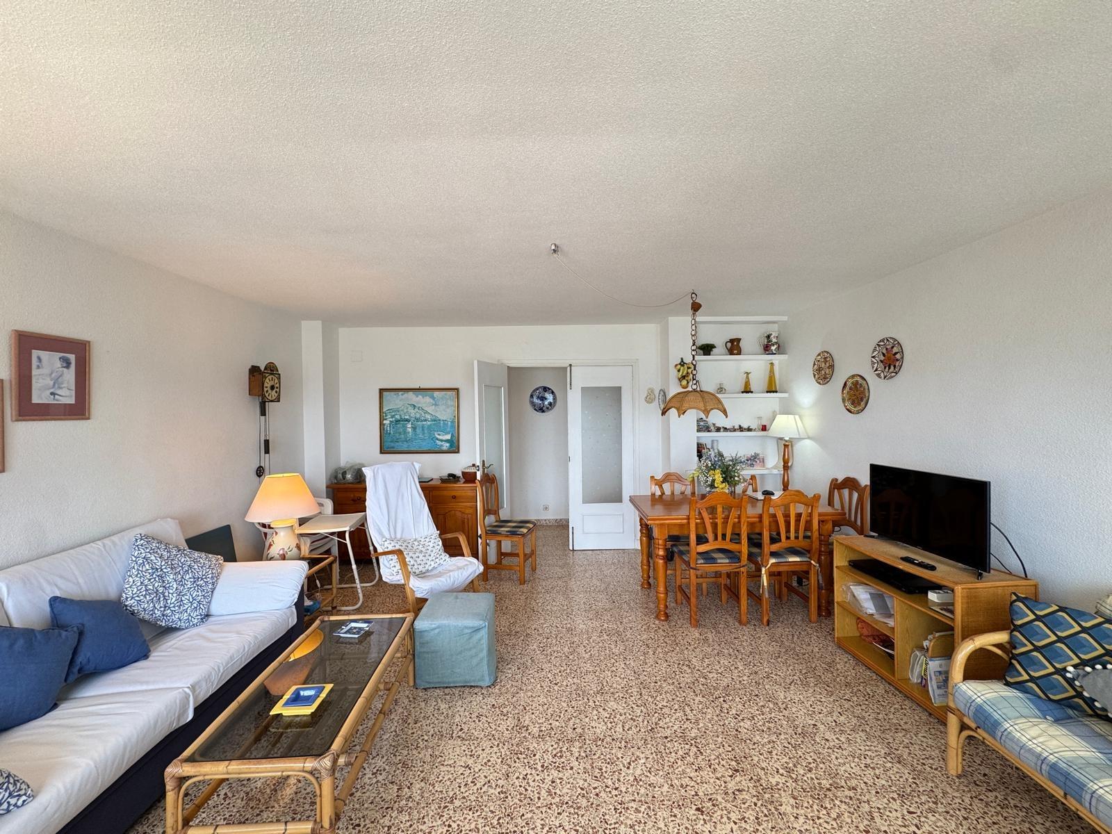 Bedroom in apartment for sale in Torrevieja