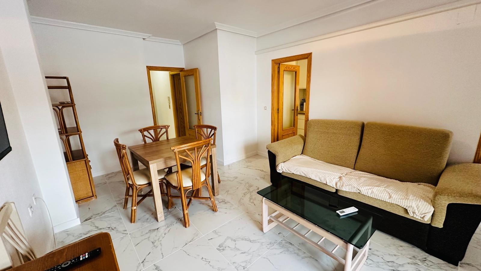 Master bedroom in apartment for sale in Torrevieja